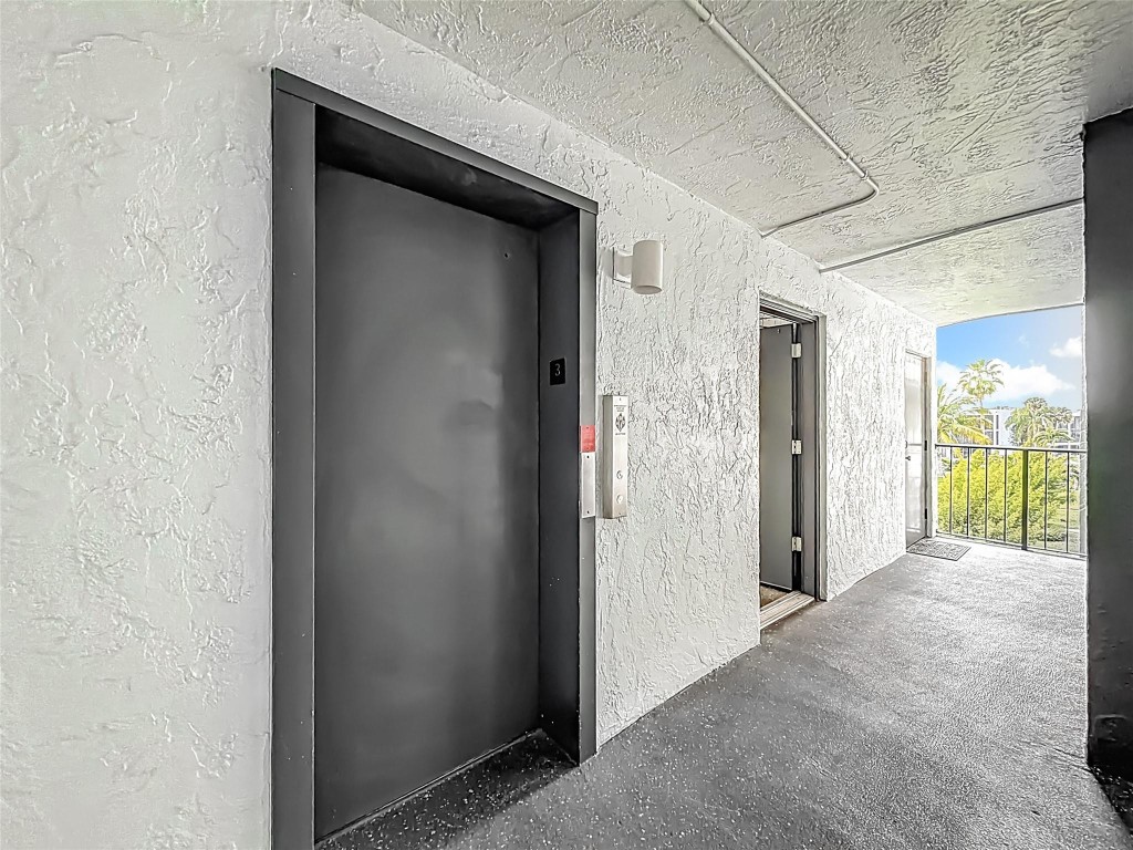 Island Club - Residential