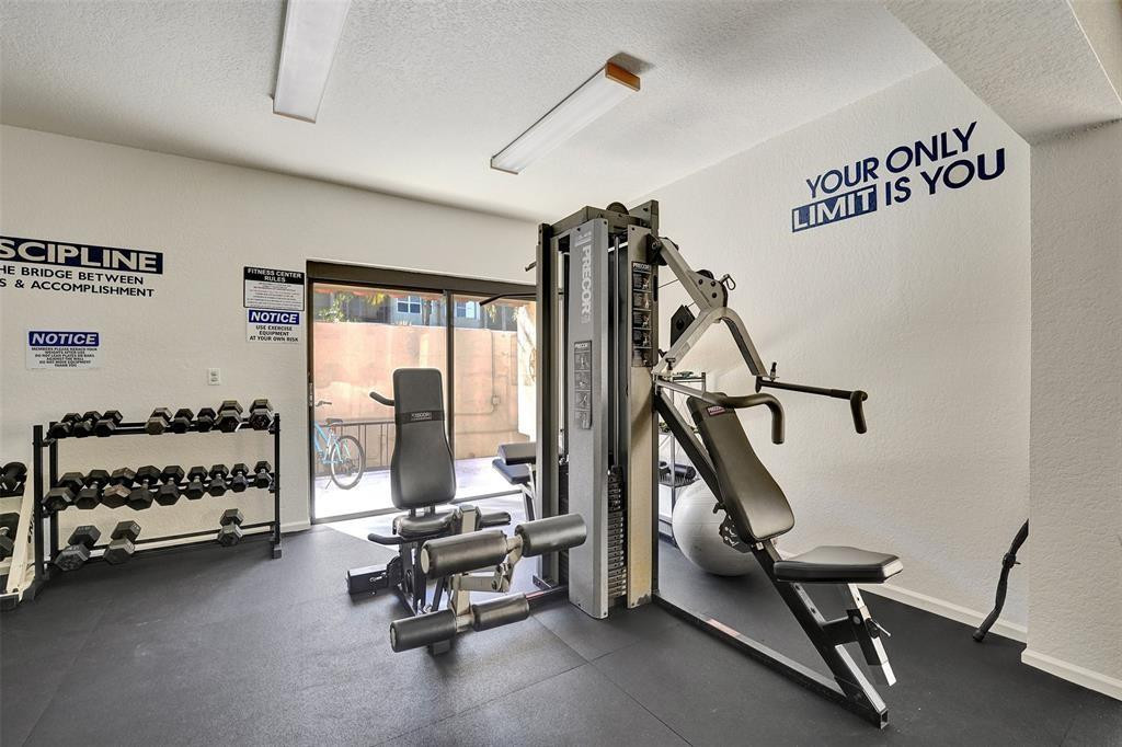 Island Club - Residential