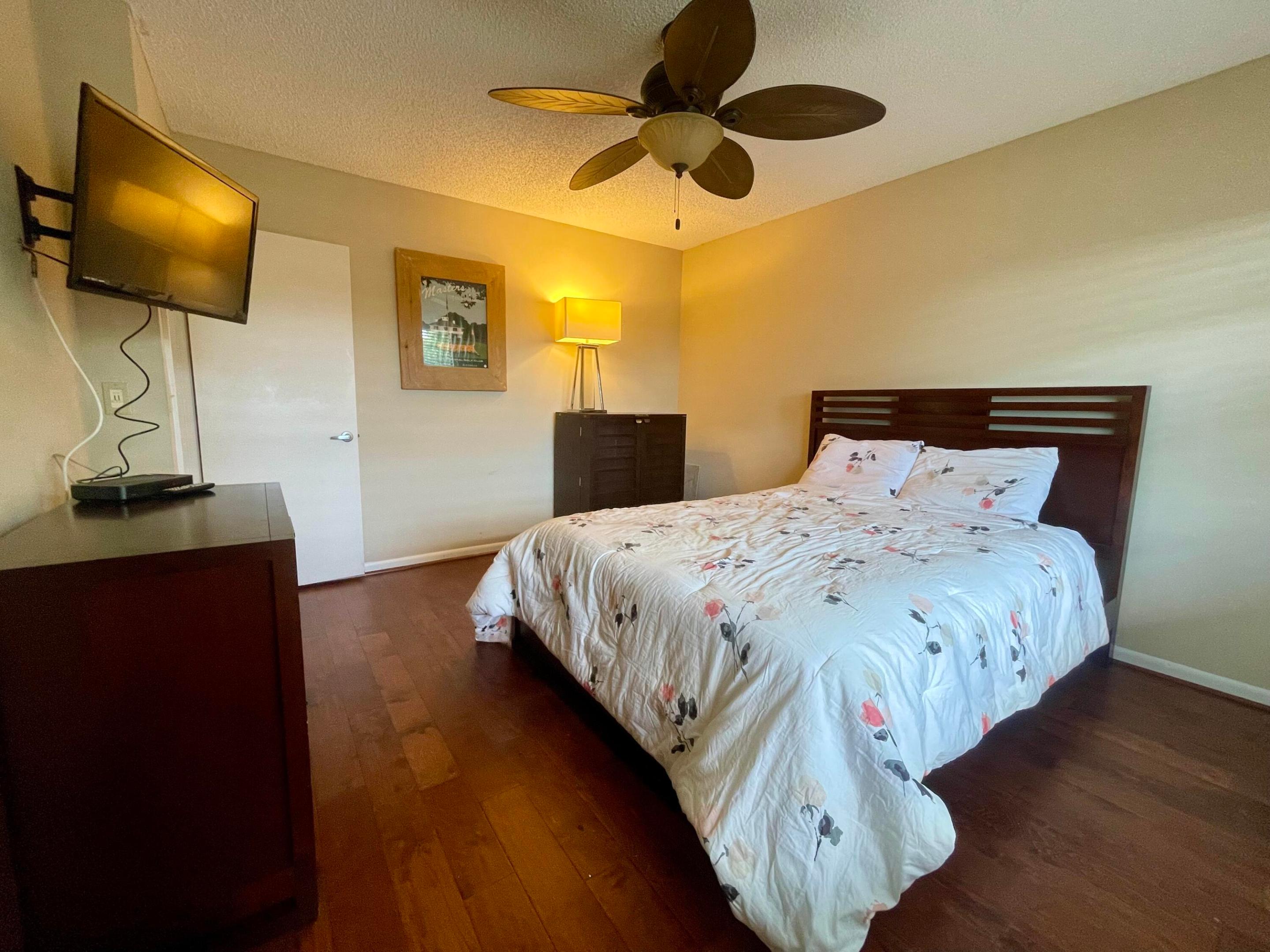 HUNTERS RUN; SOUTHPORT - Residential Lease