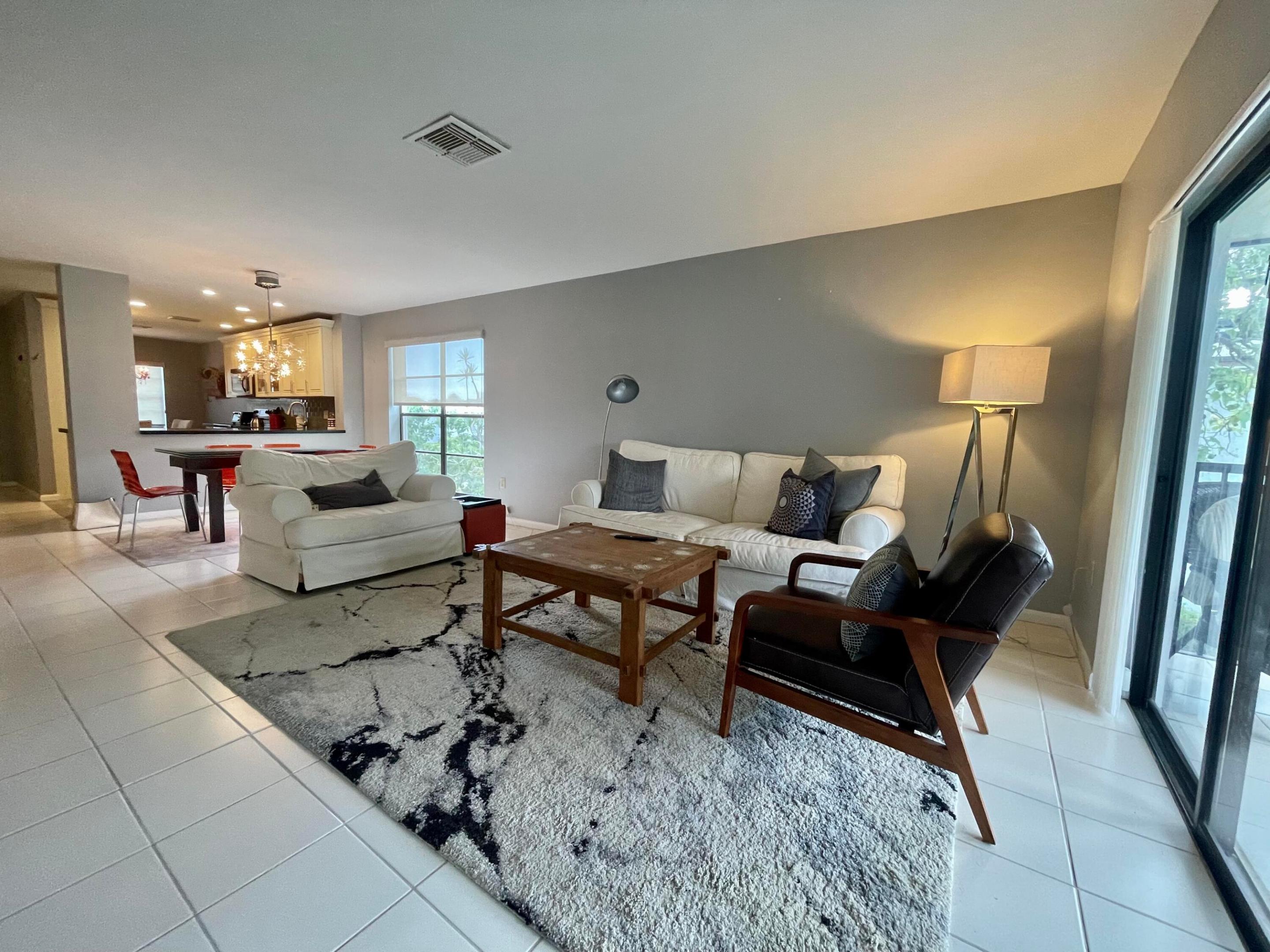 HUNTERS RUN; SOUTHPORT - Residential Lease