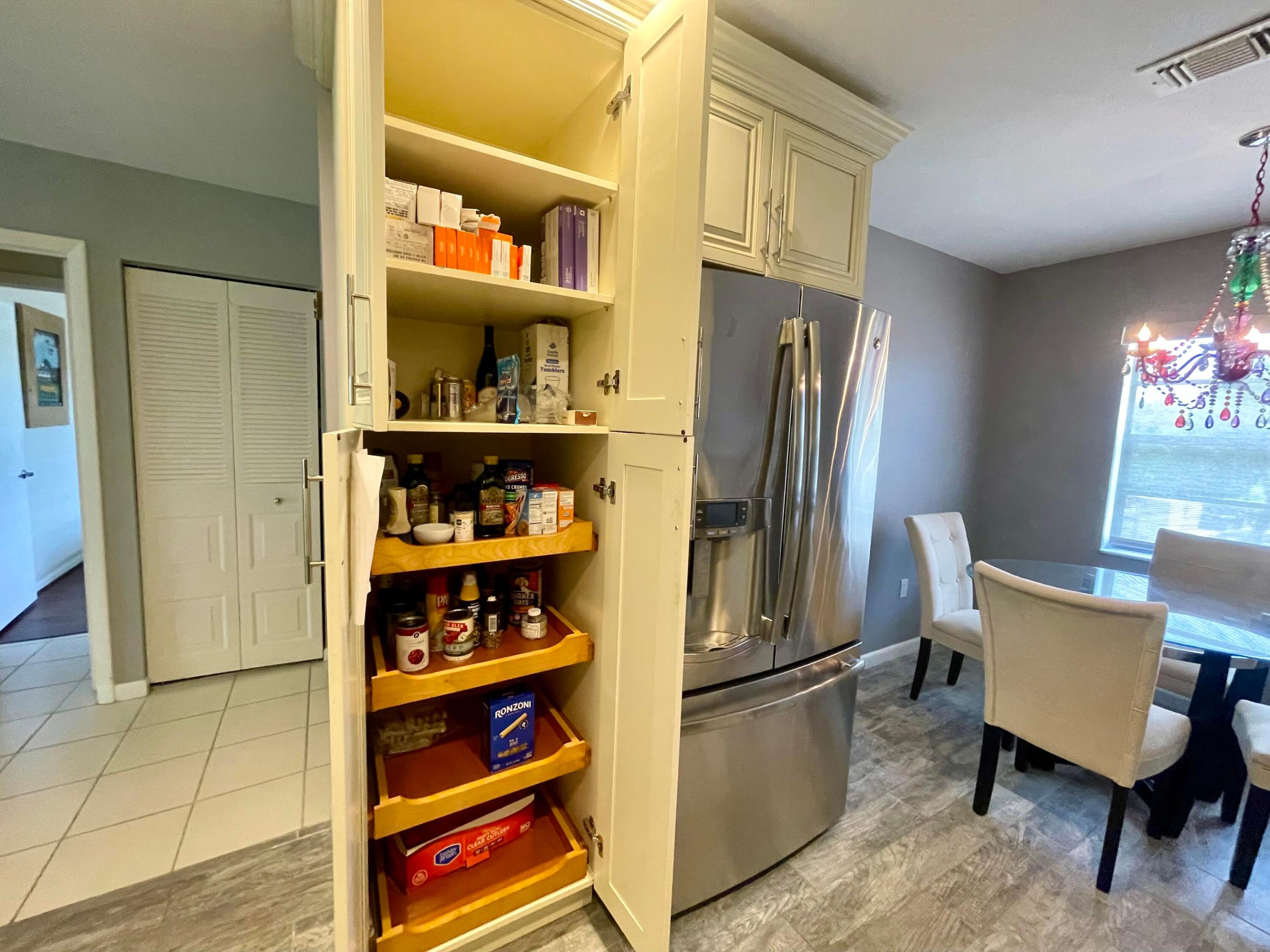 HUNTERS RUN; SOUTHPORT - Residential Lease