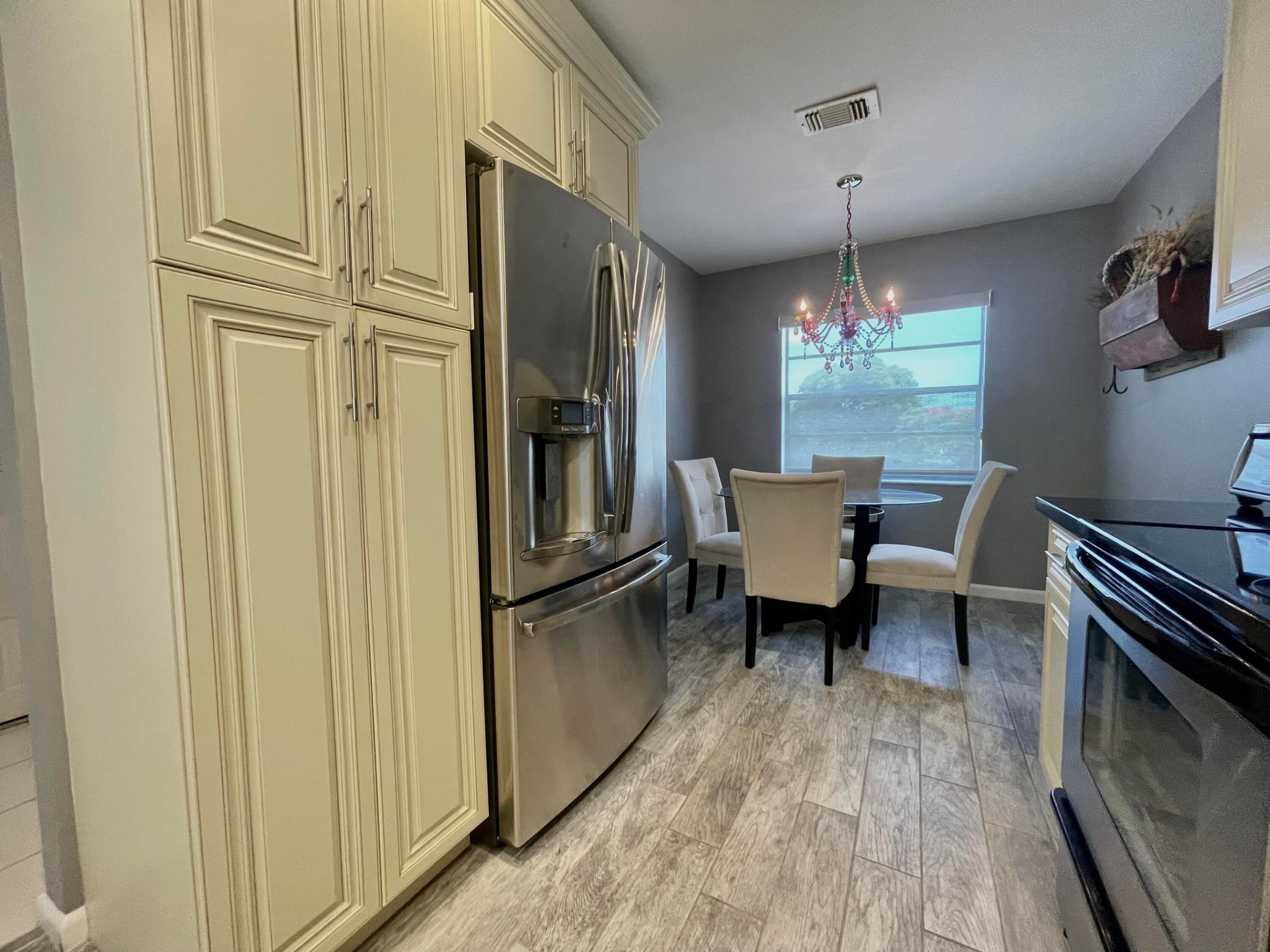 HUNTERS RUN; SOUTHPORT - Residential Lease