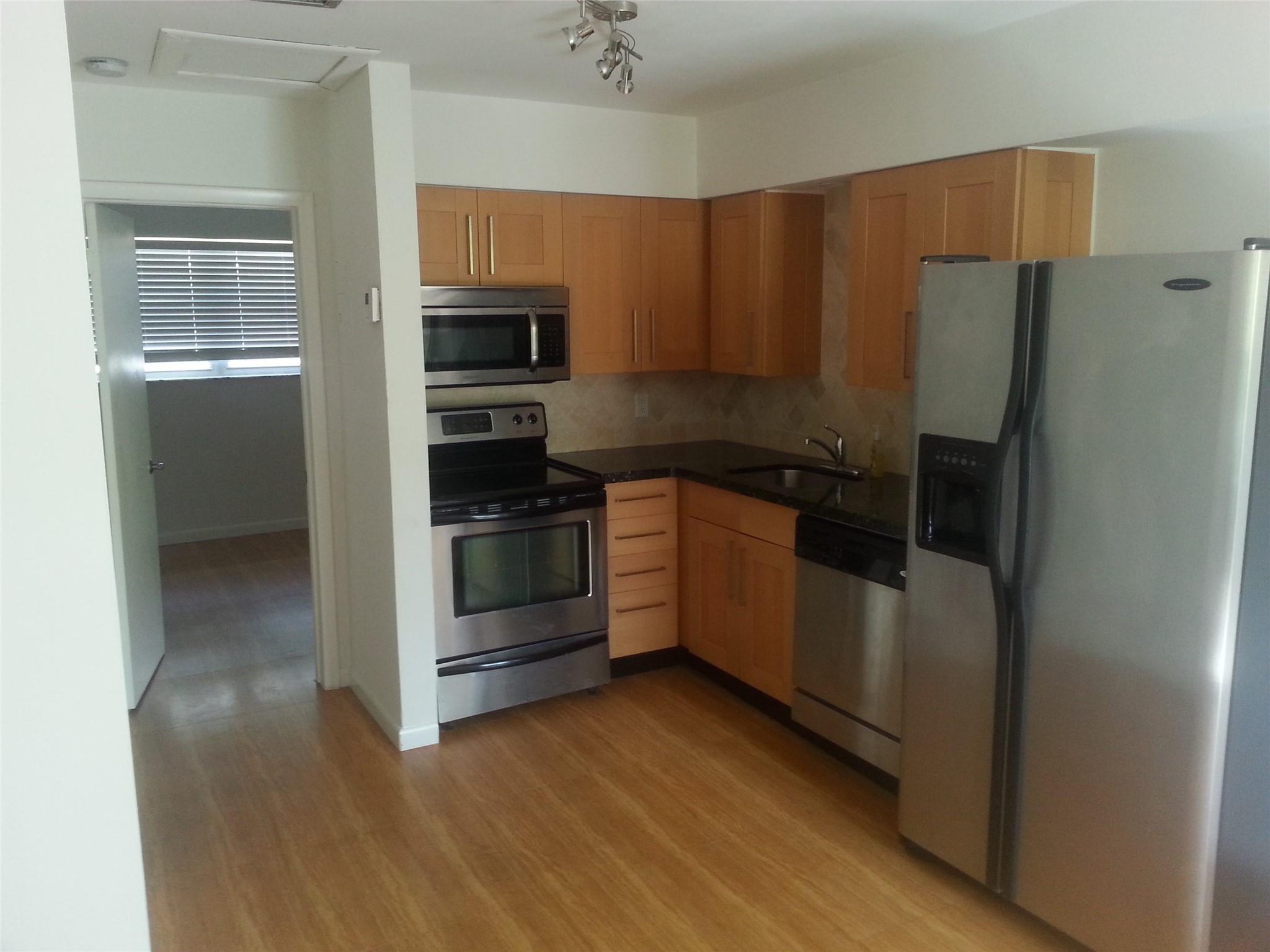 713 SE 18th 3