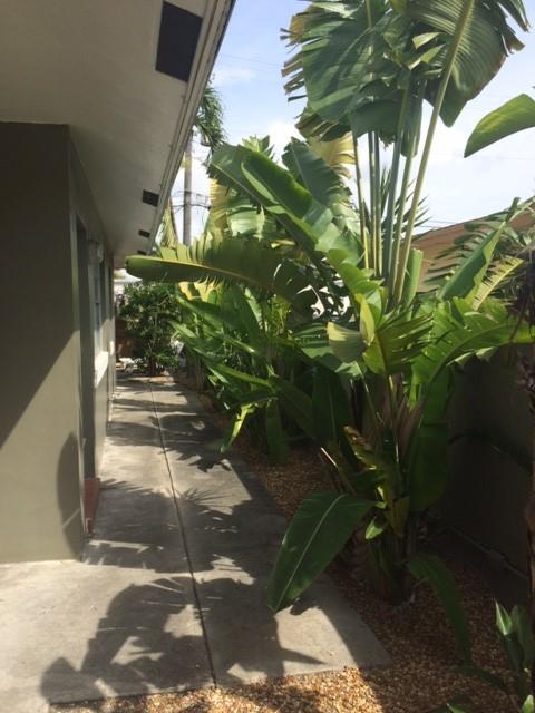 713 SE 18th 3