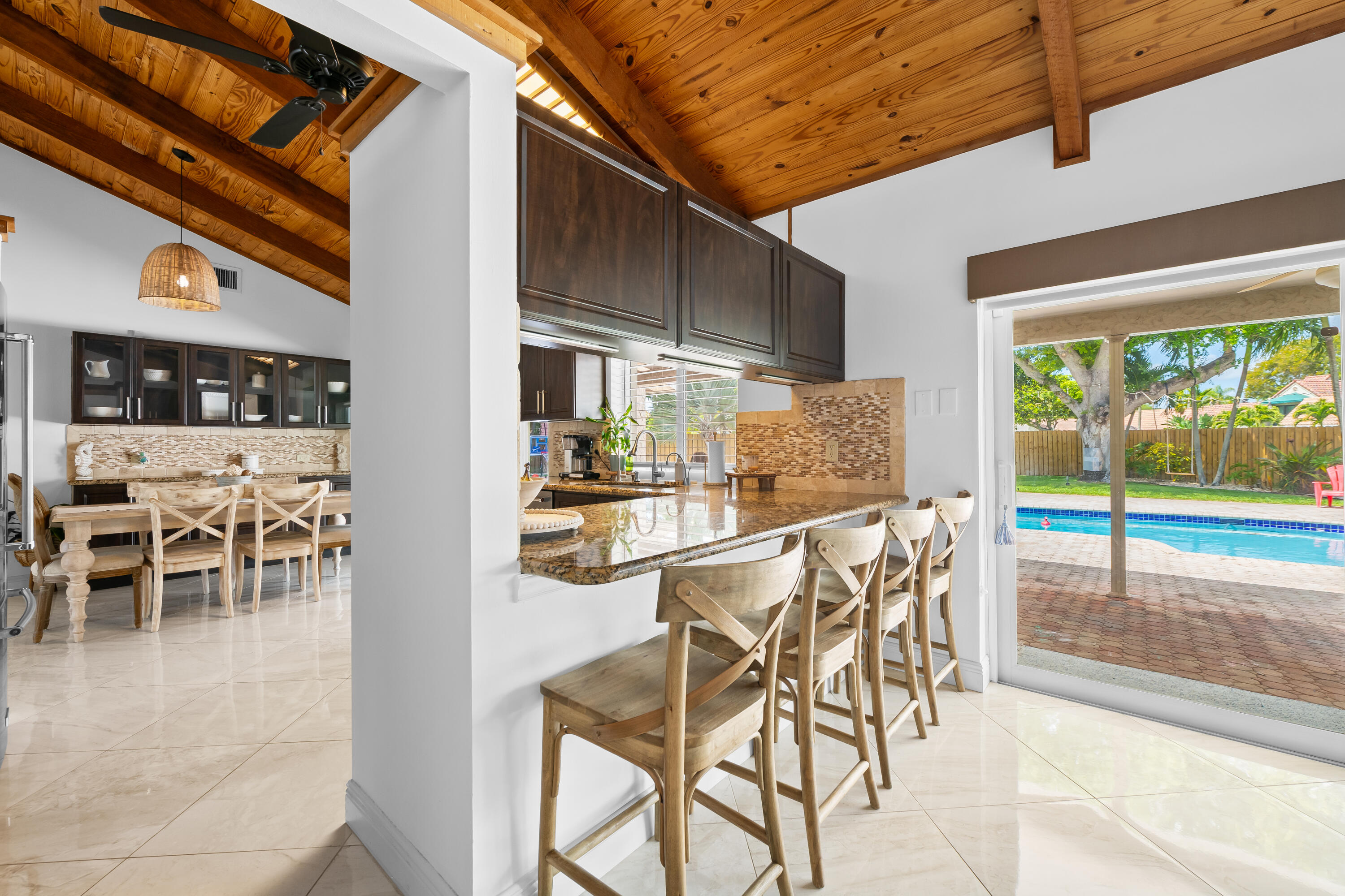 AMBERWOODS OF BOCA 1ST ADD - Residential