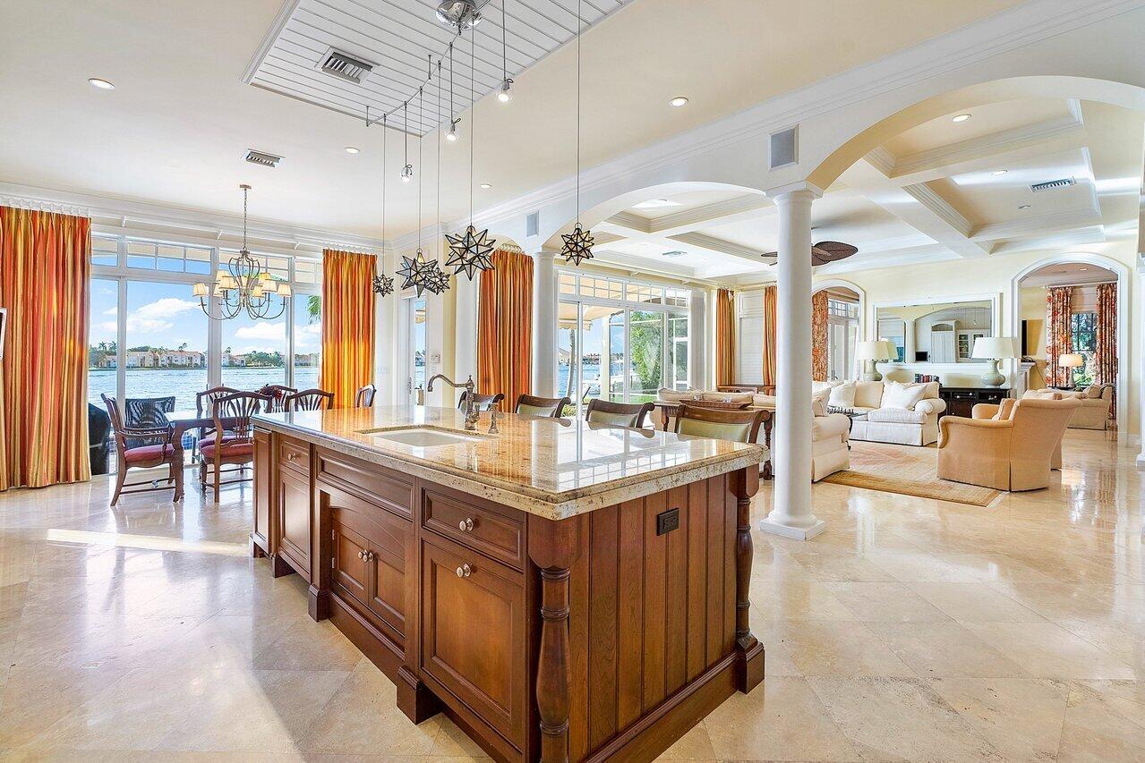 POINT MANALAPAN 2 - Residential