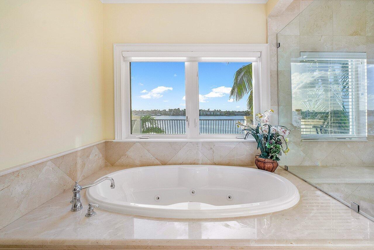 POINT MANALAPAN 2 - Residential