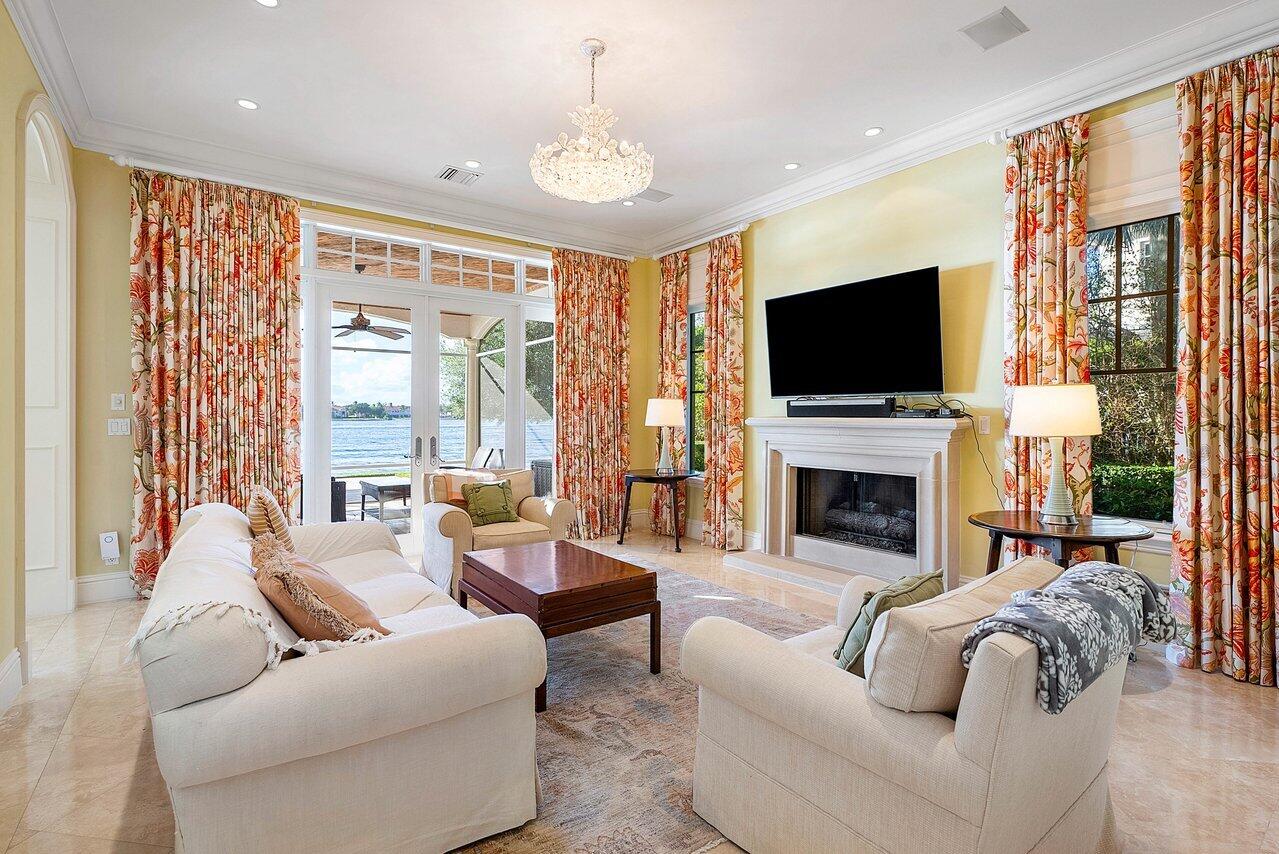 POINT MANALAPAN 2 - Residential