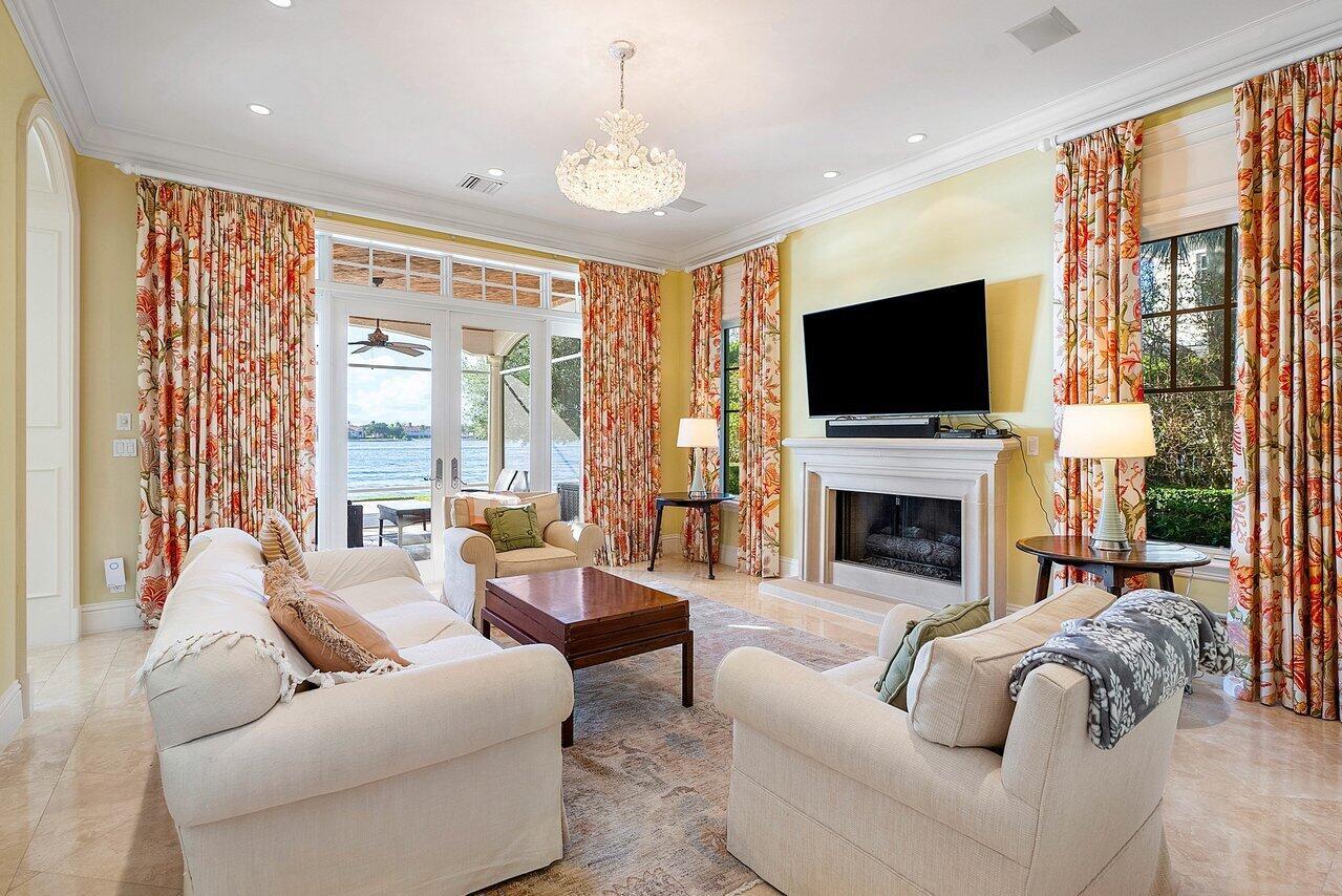 POINT MANALAPAN 2 - Residential