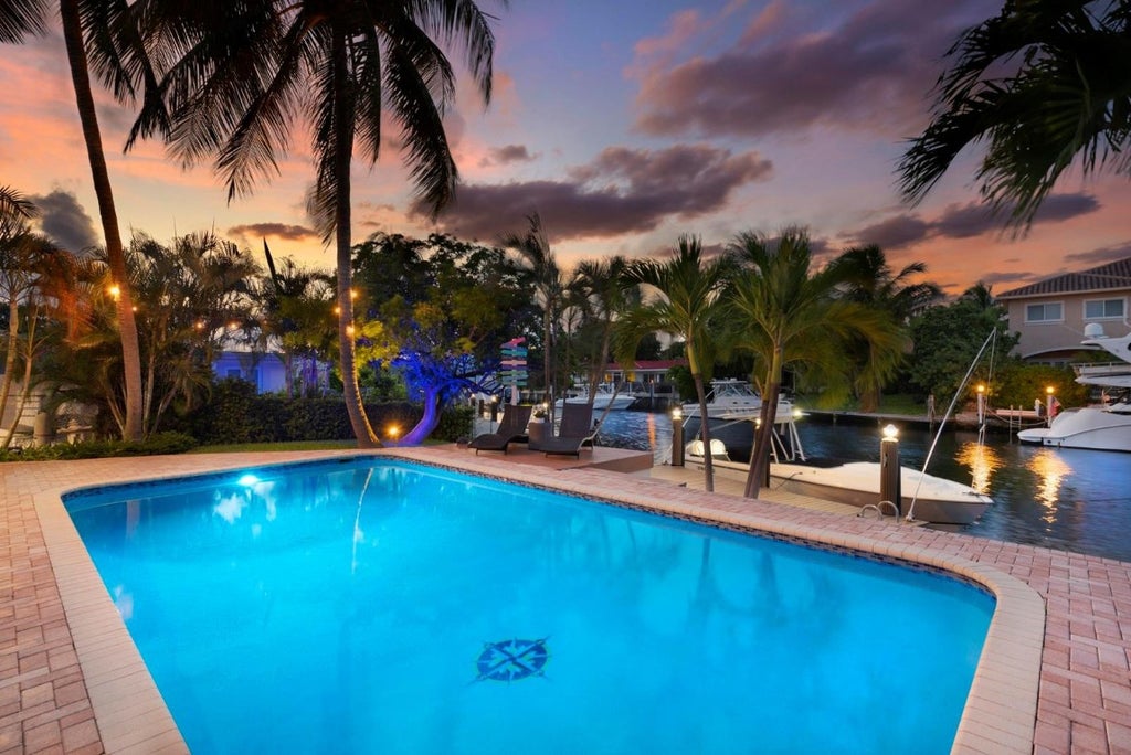 Photo of 2449 SE 12th Street, Pompano Beach, FL 33062 (MLS # F10458669)