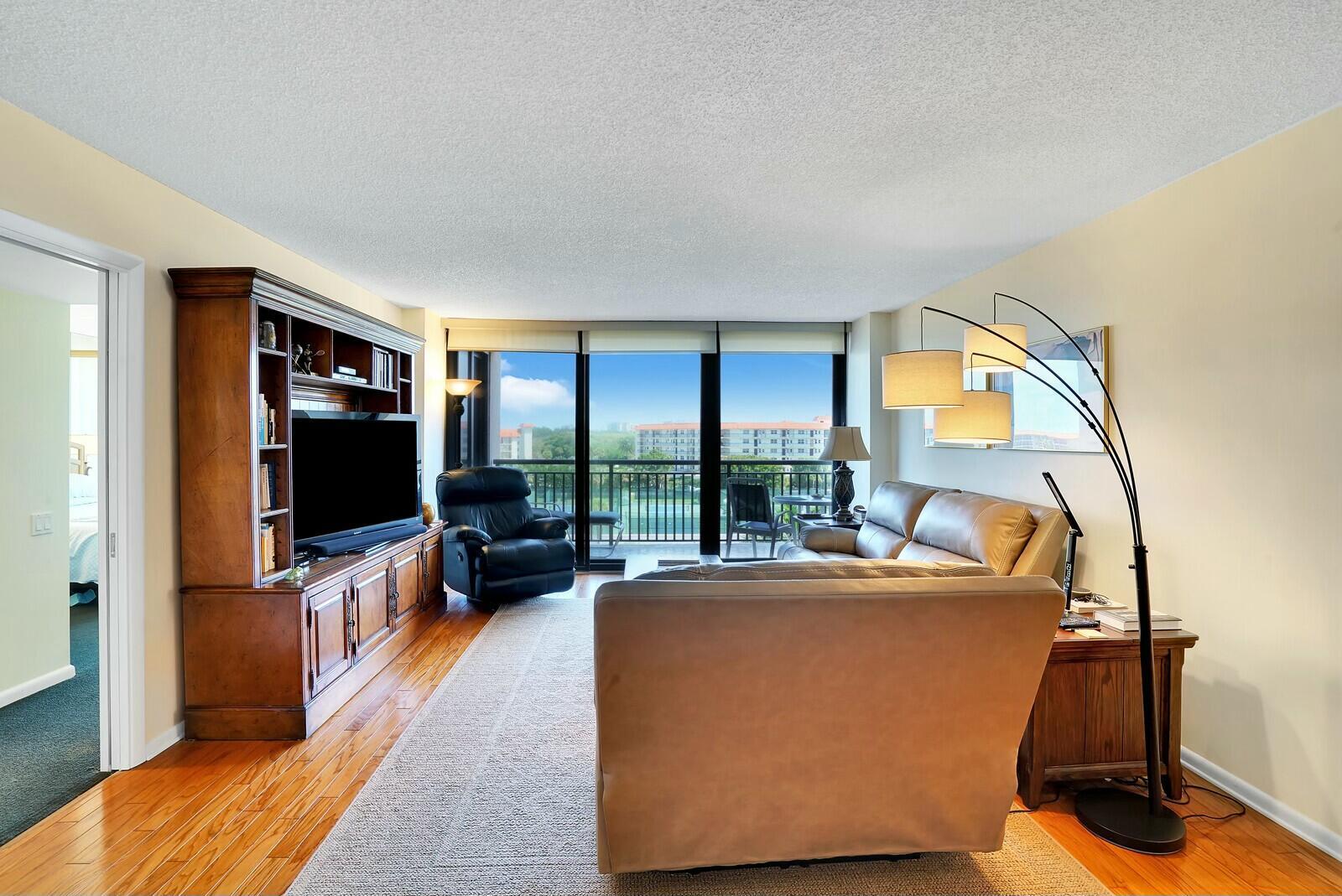2667 N Ocean Boulevard 507-I
