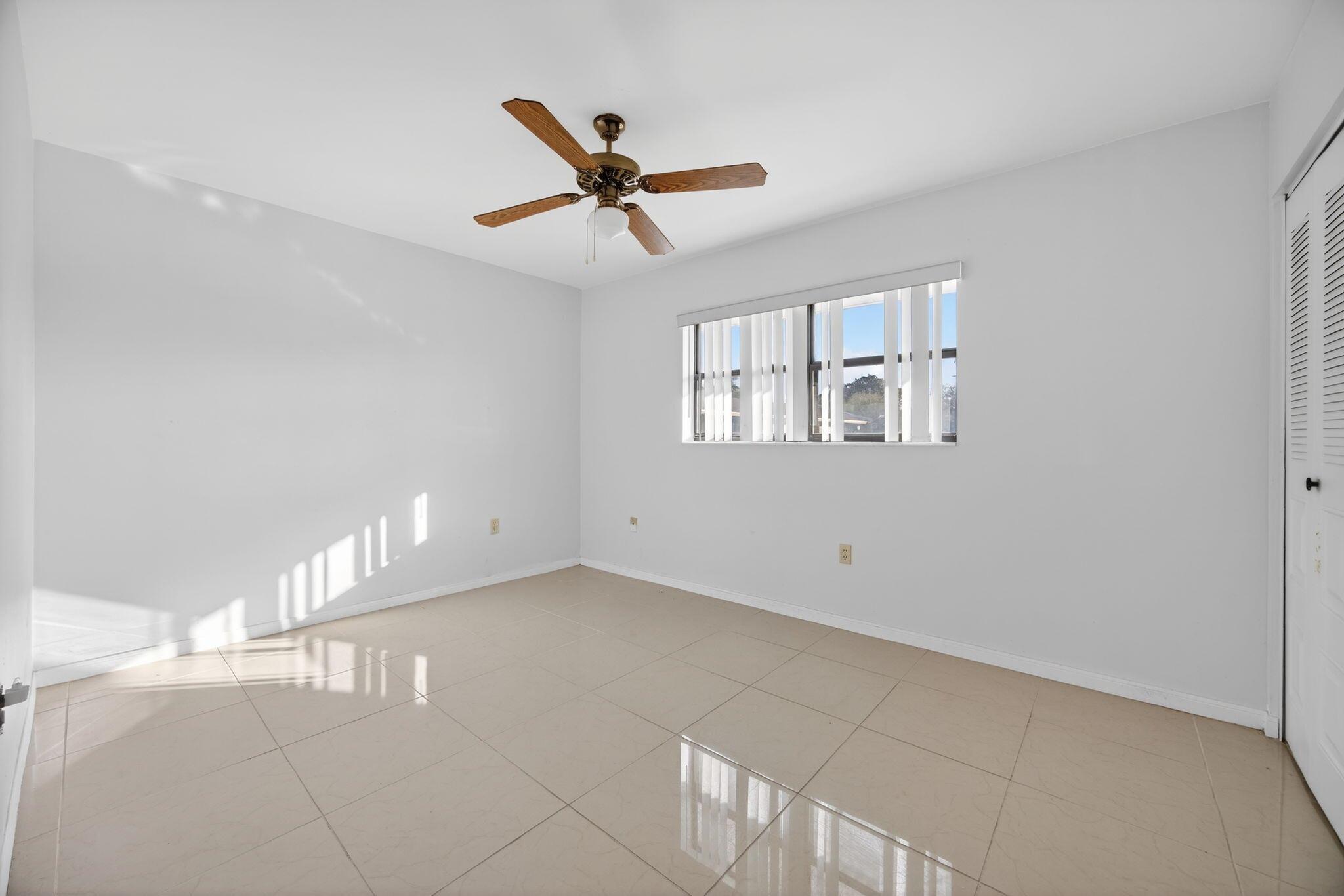 CUTLER CREEK VILLAGE COND - Residential