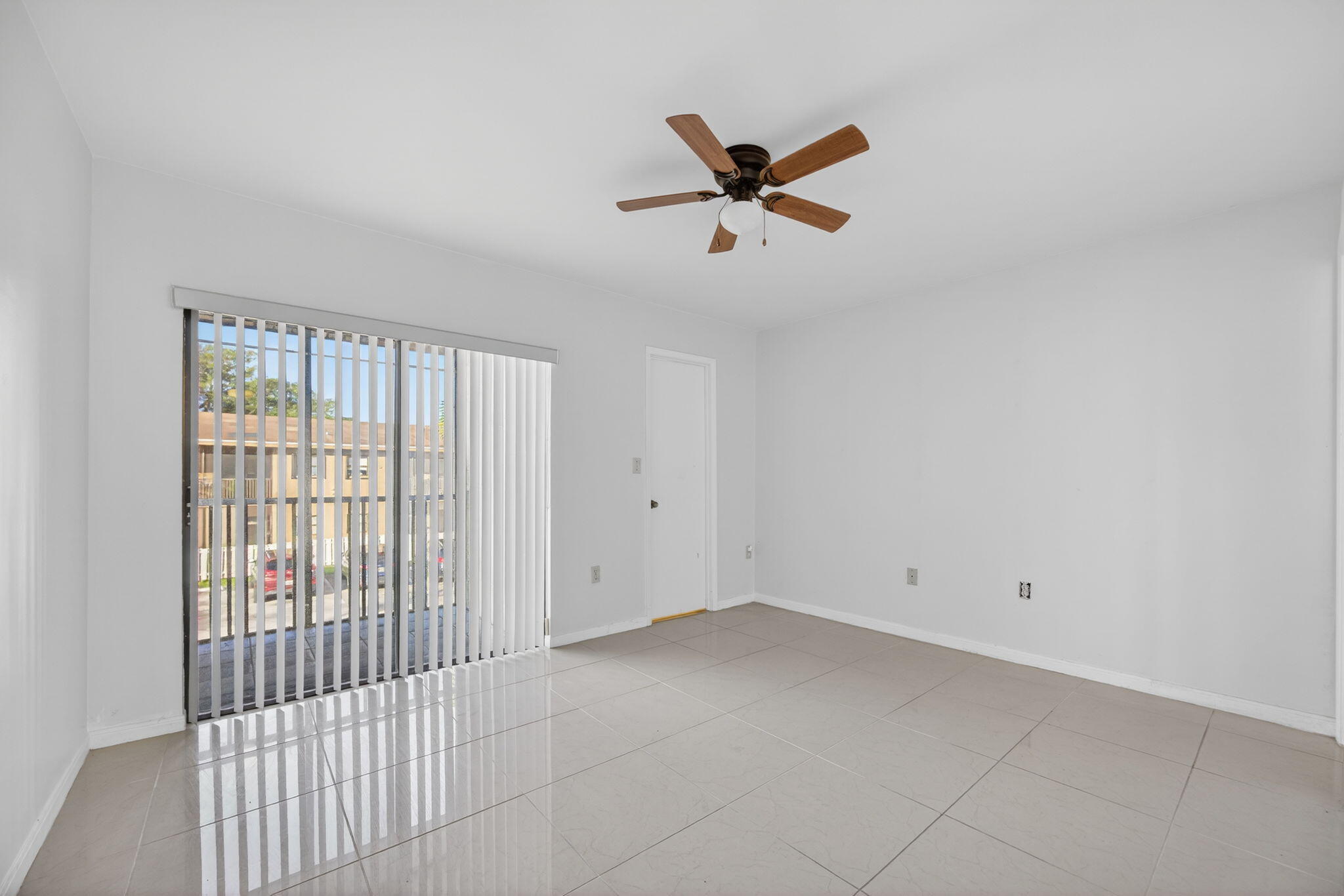 CUTLER CREEK VILLAGE CONDO - Residential