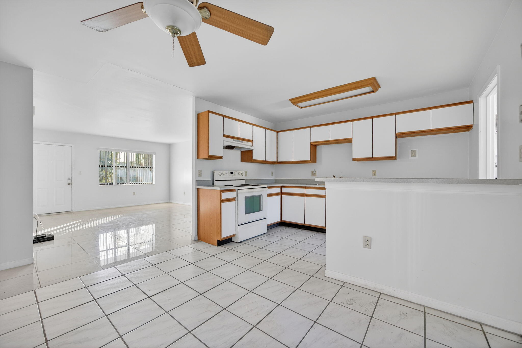 CUTLER CREEK VILLAGE CONDO - Residential