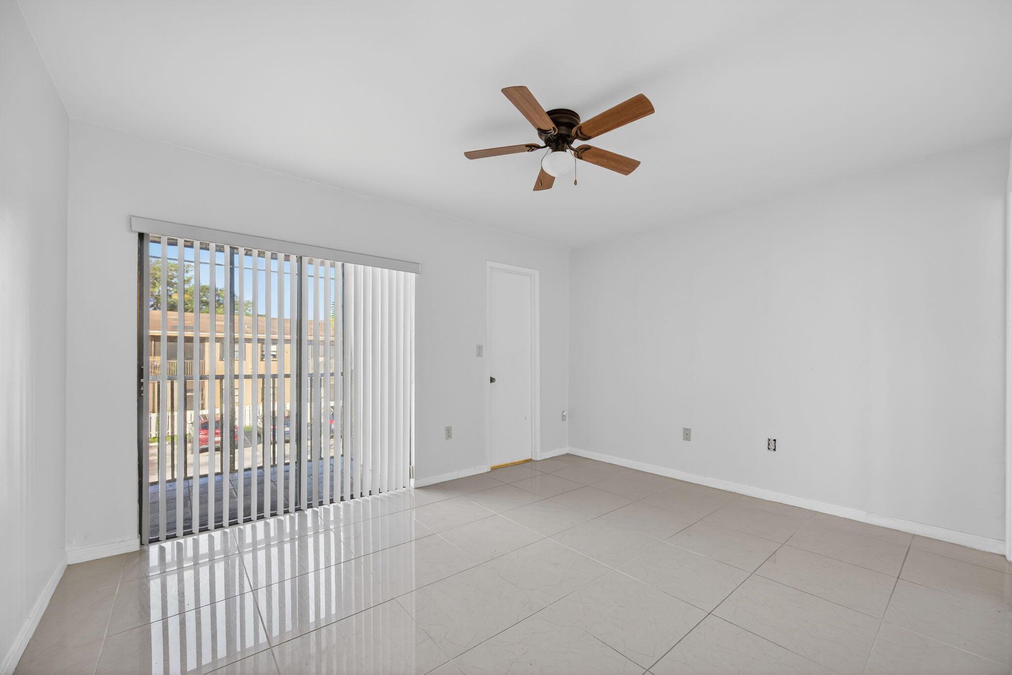 CUTLER CREEK VILLAGE COND - Residential