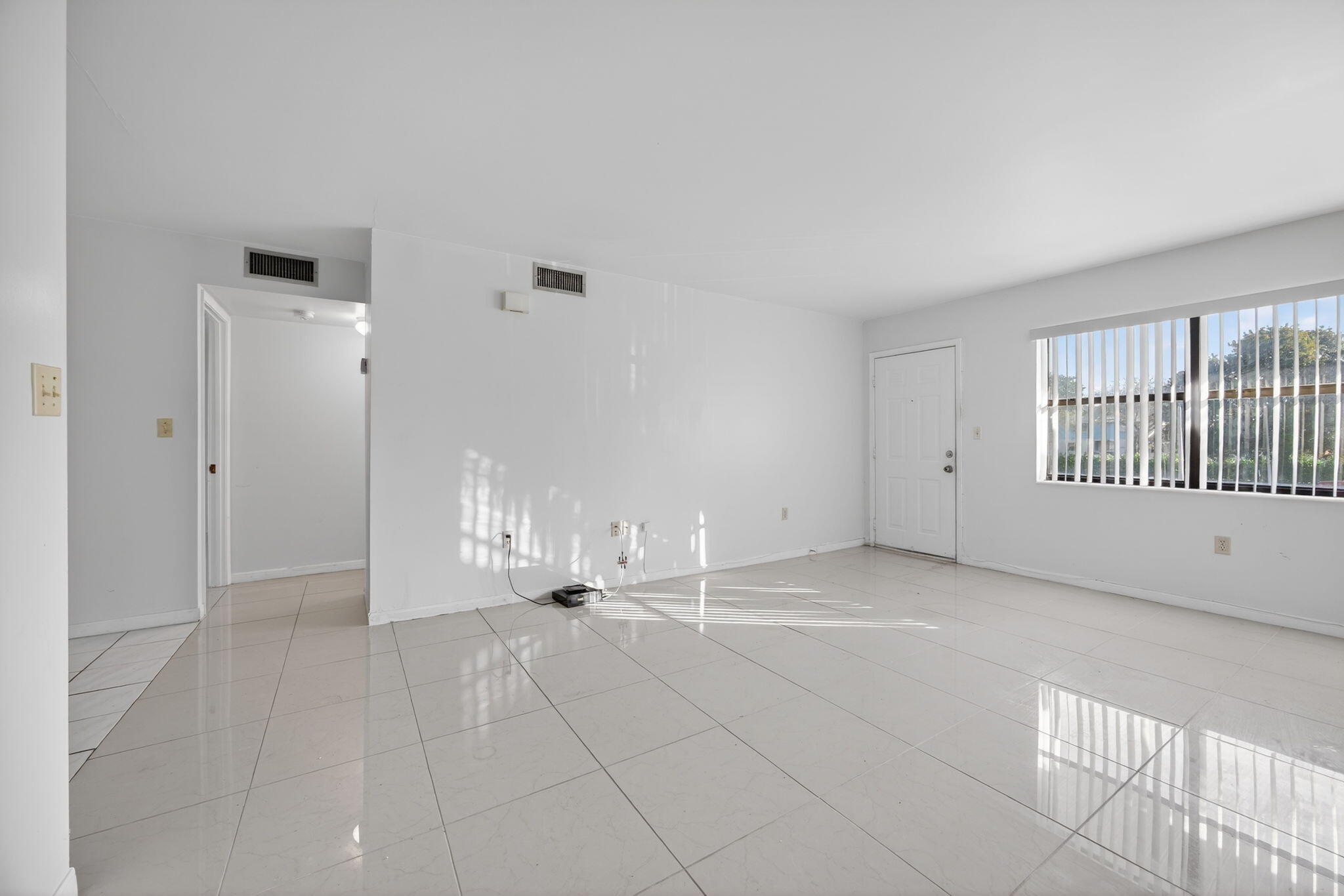 CUTLER CREEK VILLAGE CONDO - Residential