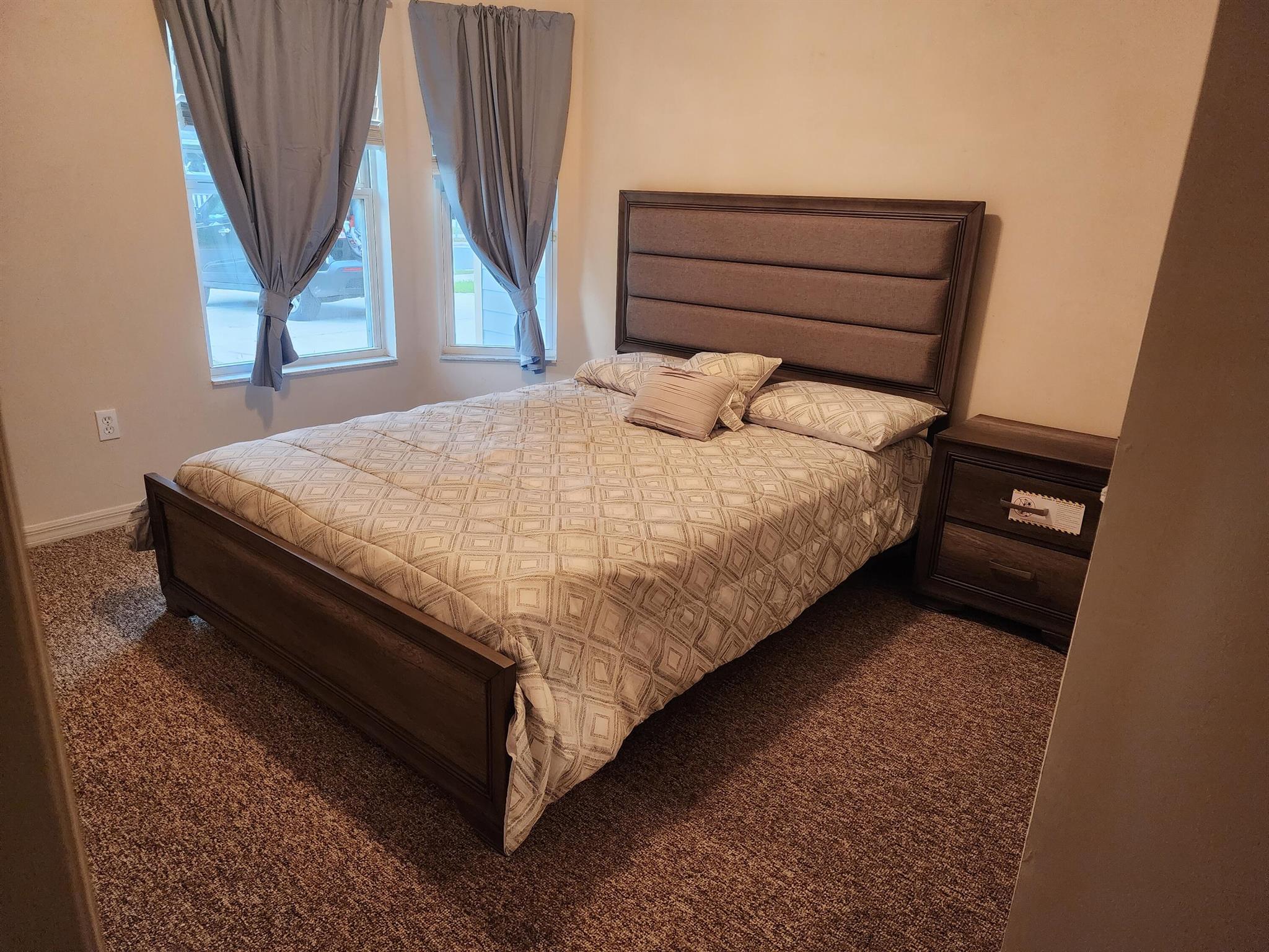 4647 NE 15 Terrace Terrace