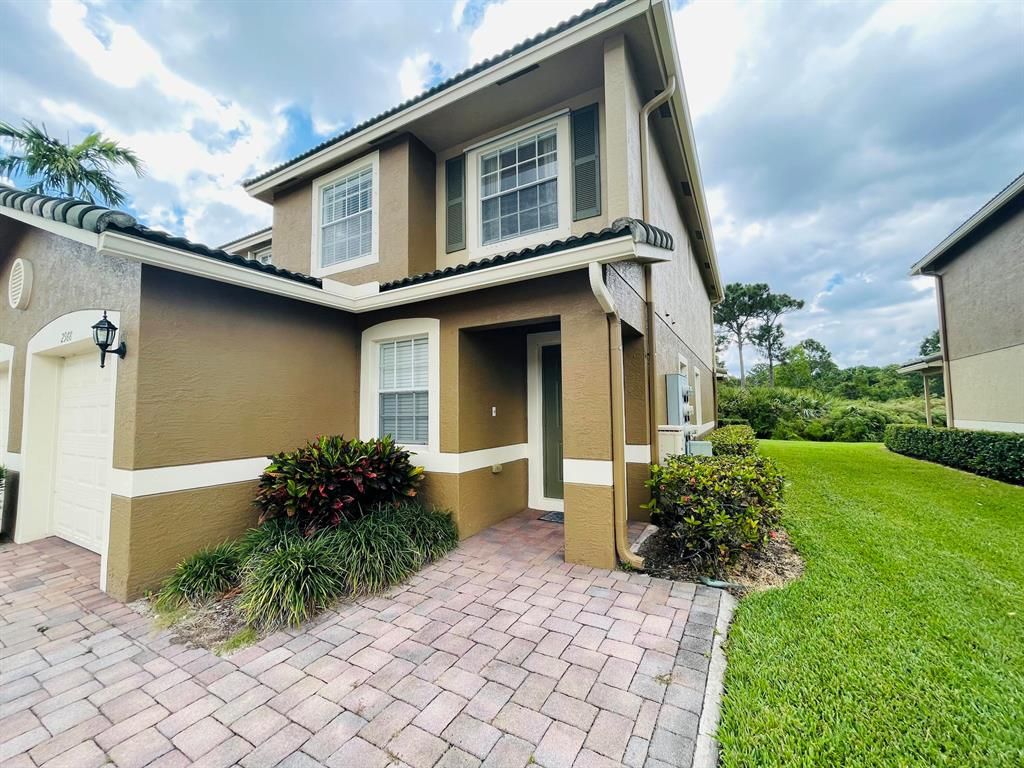 Photo of 2988 SE Lexington Lakes Drive, Stuart, FL 34994 (MLS # R10881933)