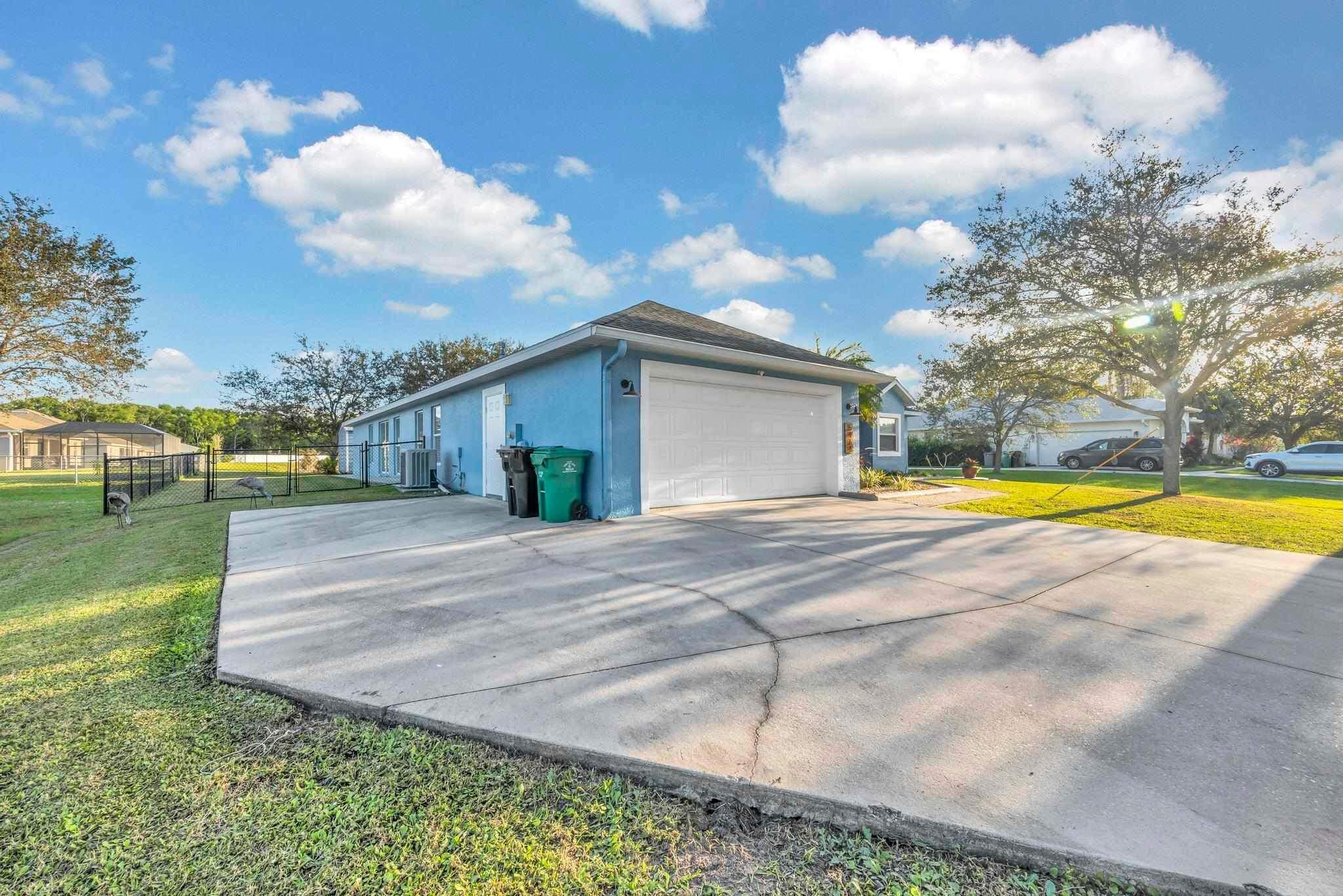 PORT ST LUCIE SECTION 45 - Residential Lease