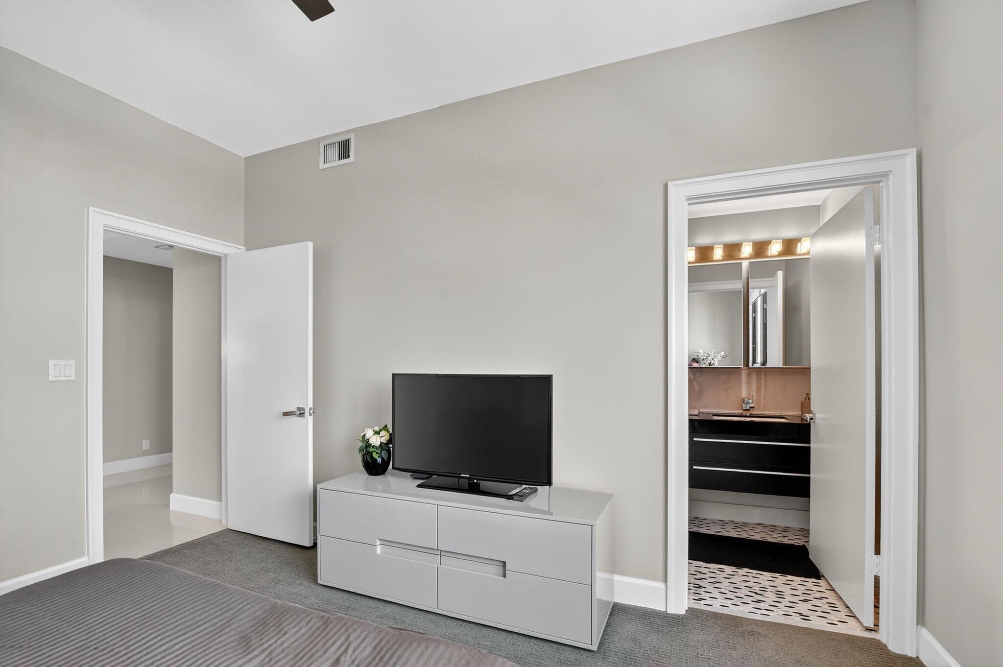 REGENCY AT BOCA POINTE - Residential Lease