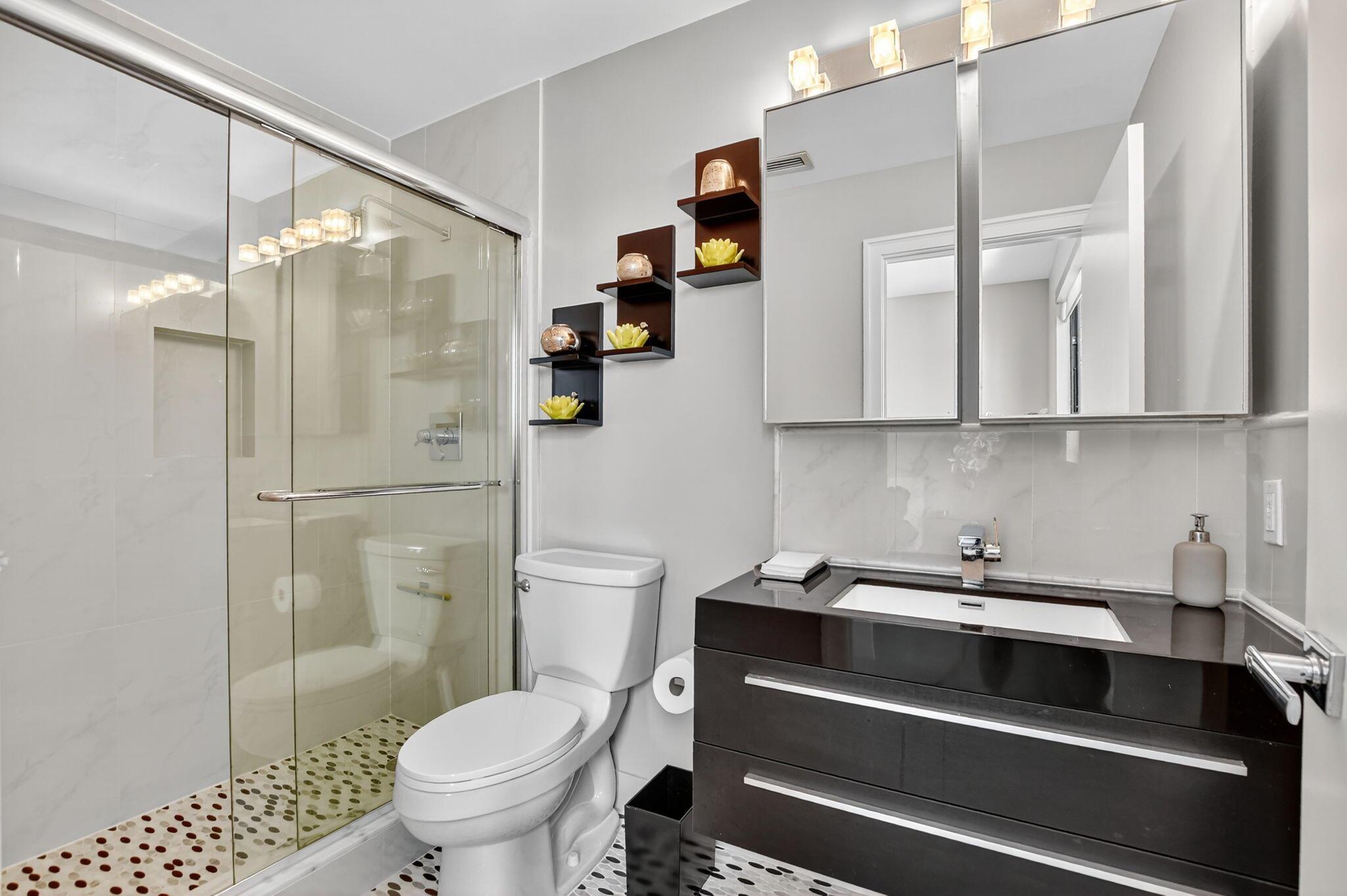 REGENCY AT BOCA POINTE - Residential Lease