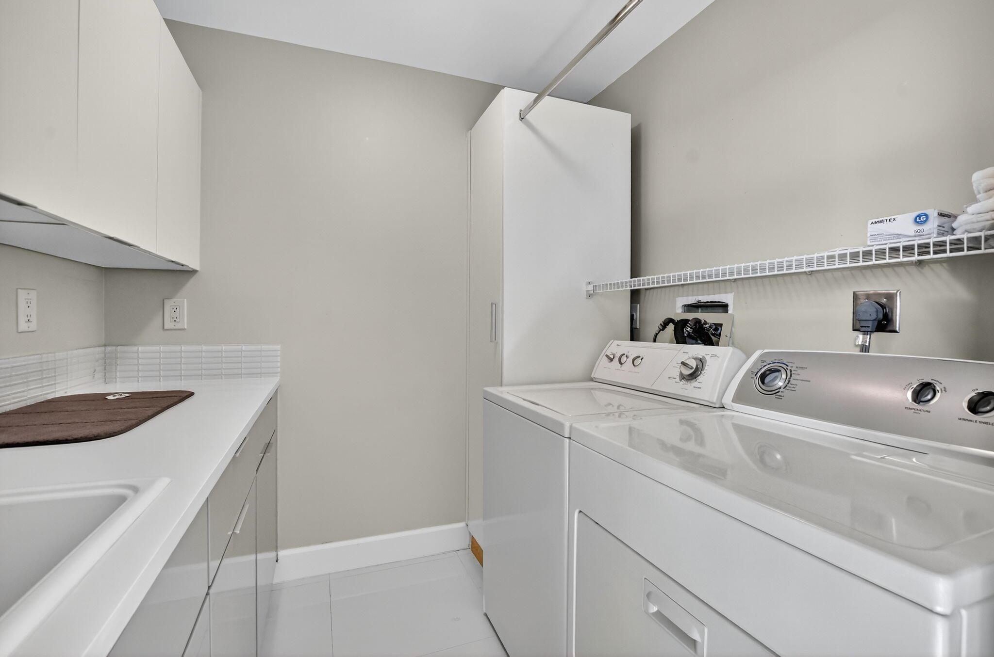 REGENCY AT BOCA POINTE - Residential Lease