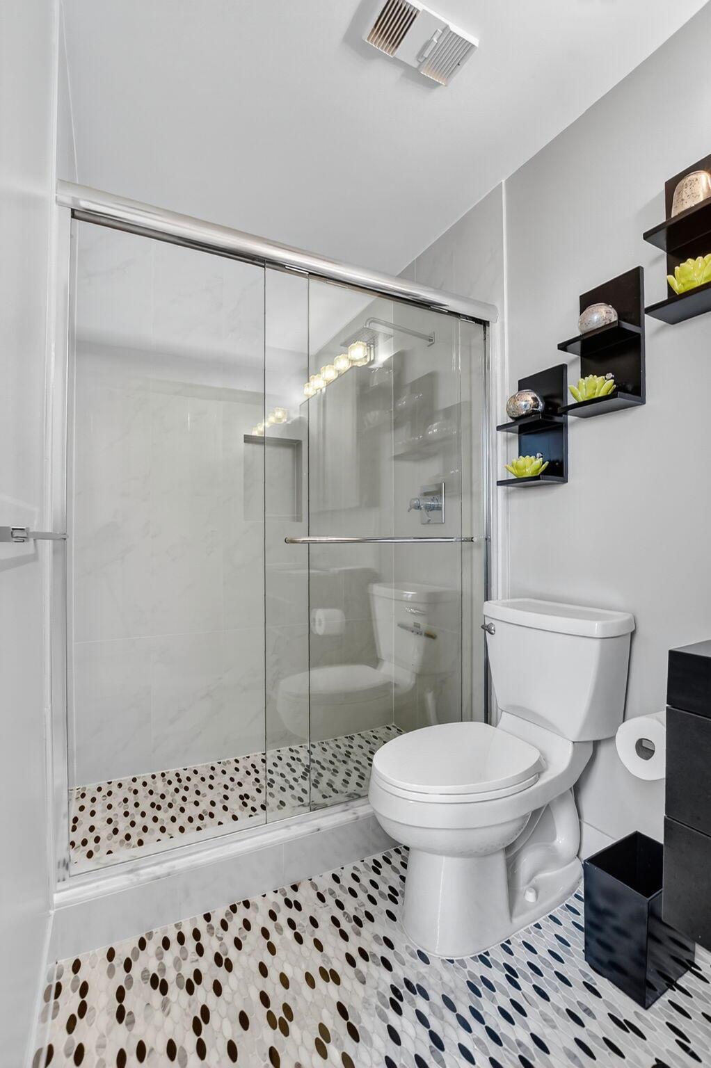 REGENCY AT BOCA POINTE - Residential Lease