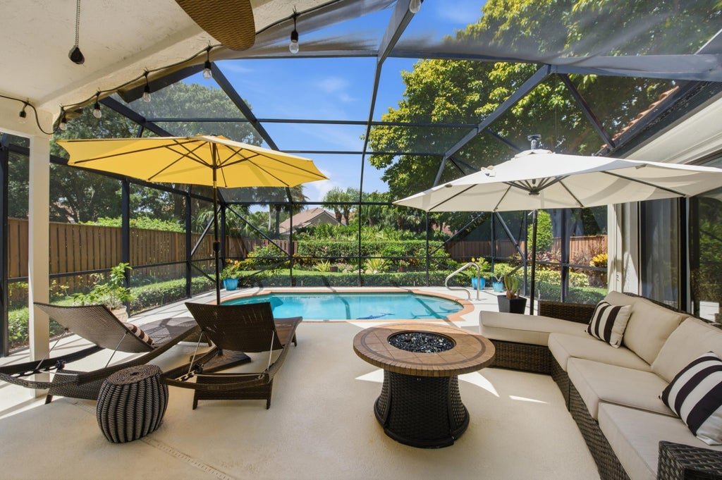 Photo of 2576 LA CRISTAL Circle, Palm Beach Gardens, FL 33410 (MLS # B26073727)