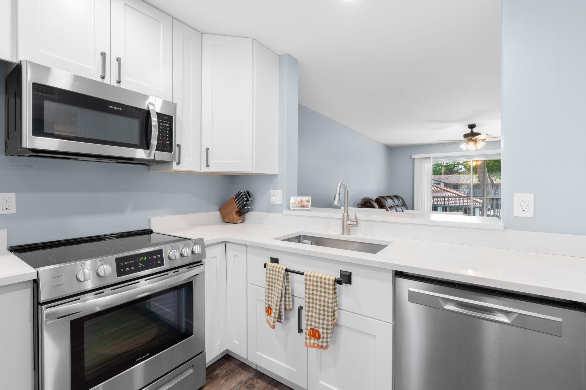 View photos, virtual tours, details... 8800 Royal Palm Blvd 204-1