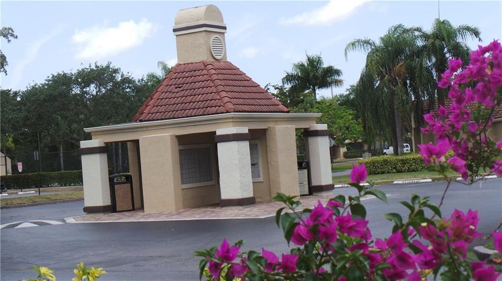 COCO PARC CONDO - Residential