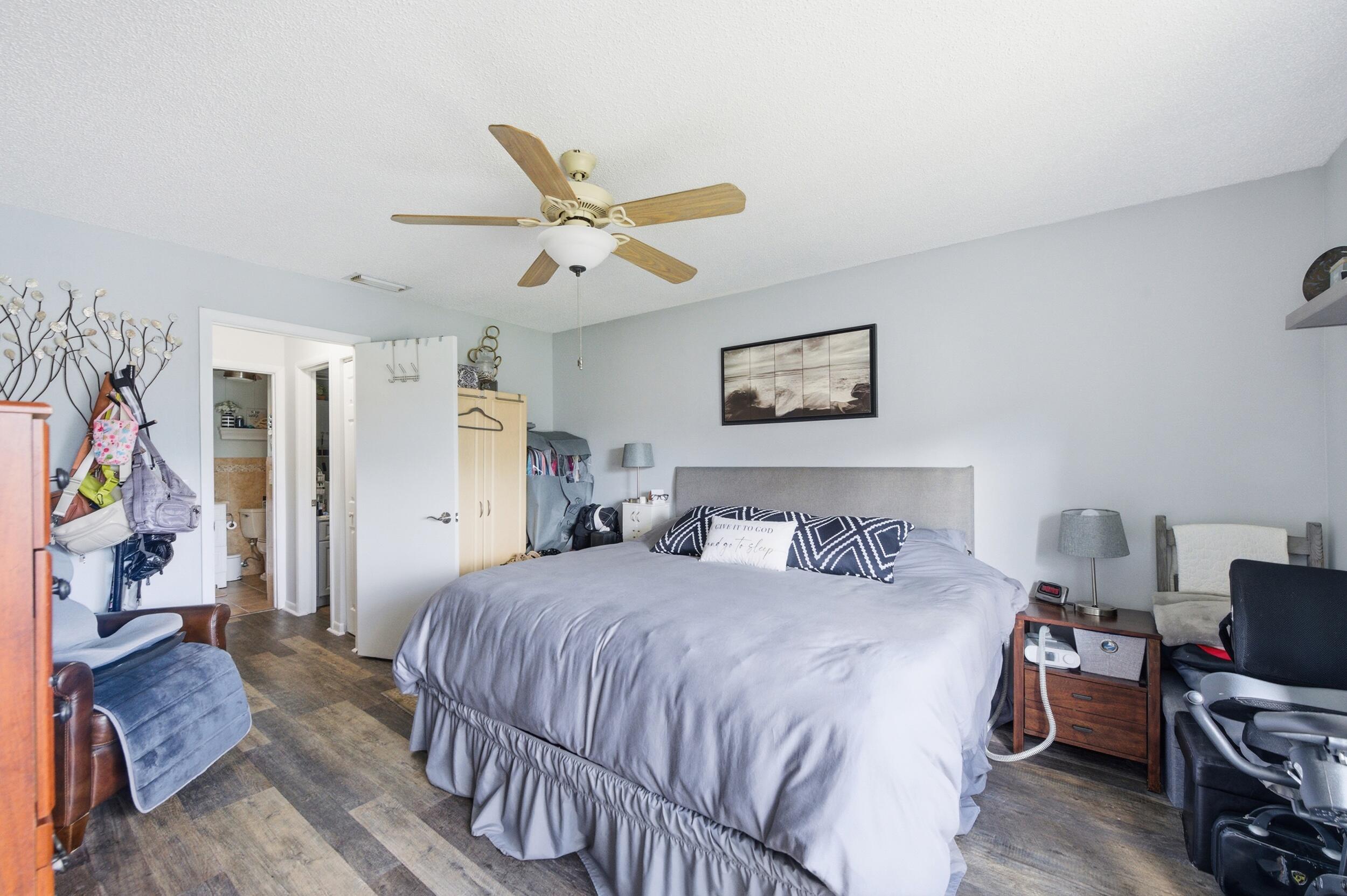 LA PINATA CONDO - Residential