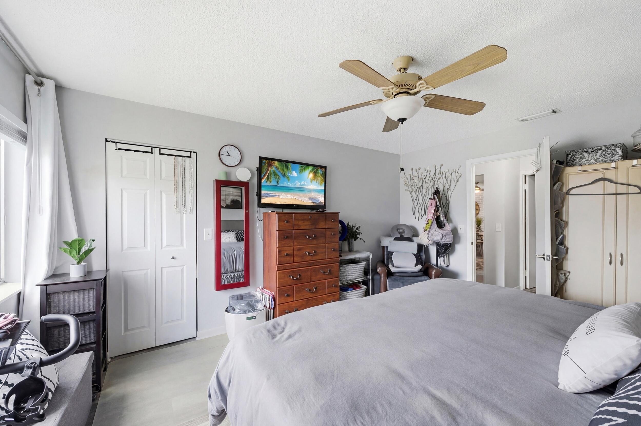 LA PINATA CONDO - Residential