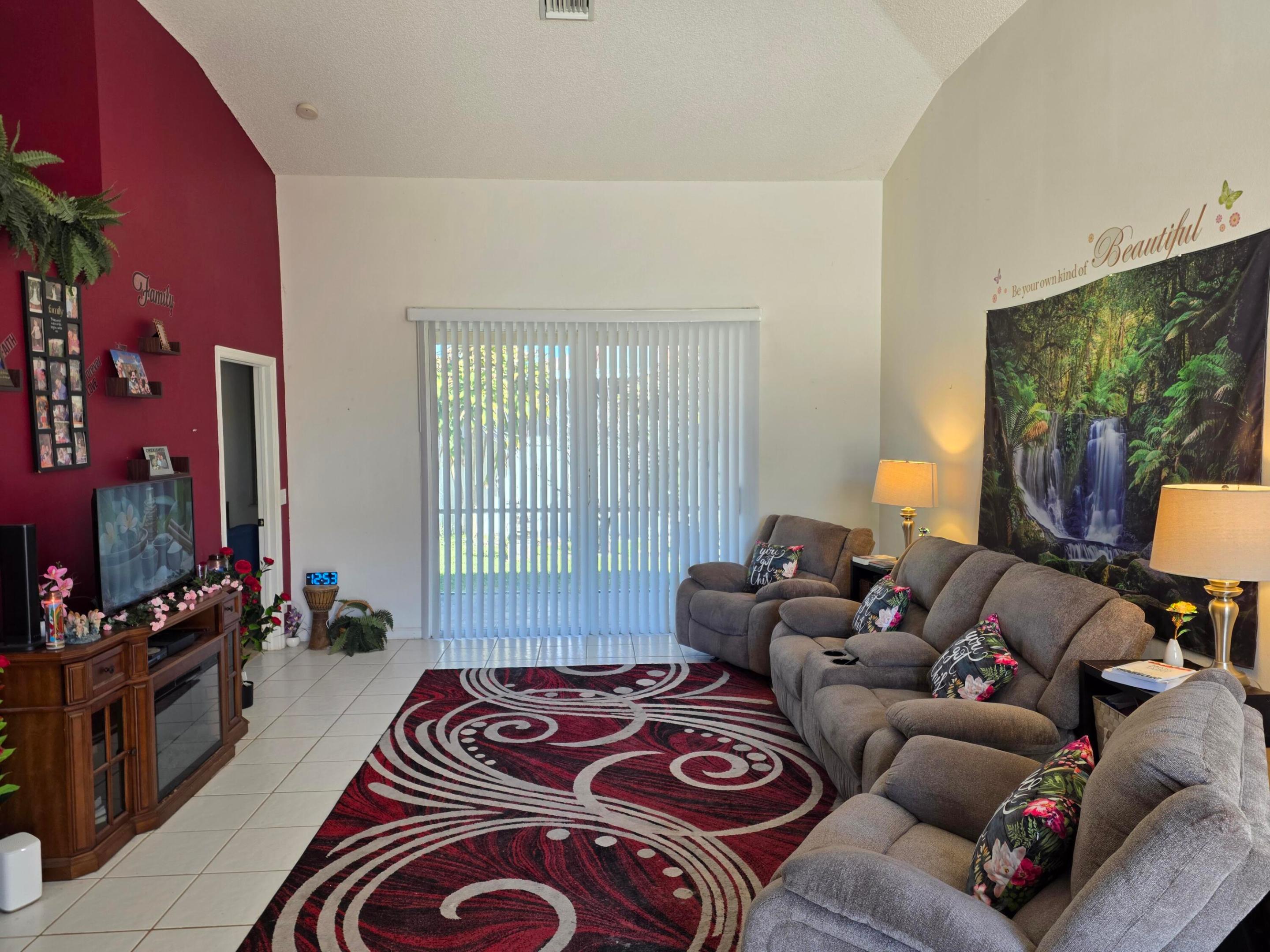 SARATOGA AT ROYAL PALM 1 - Residential