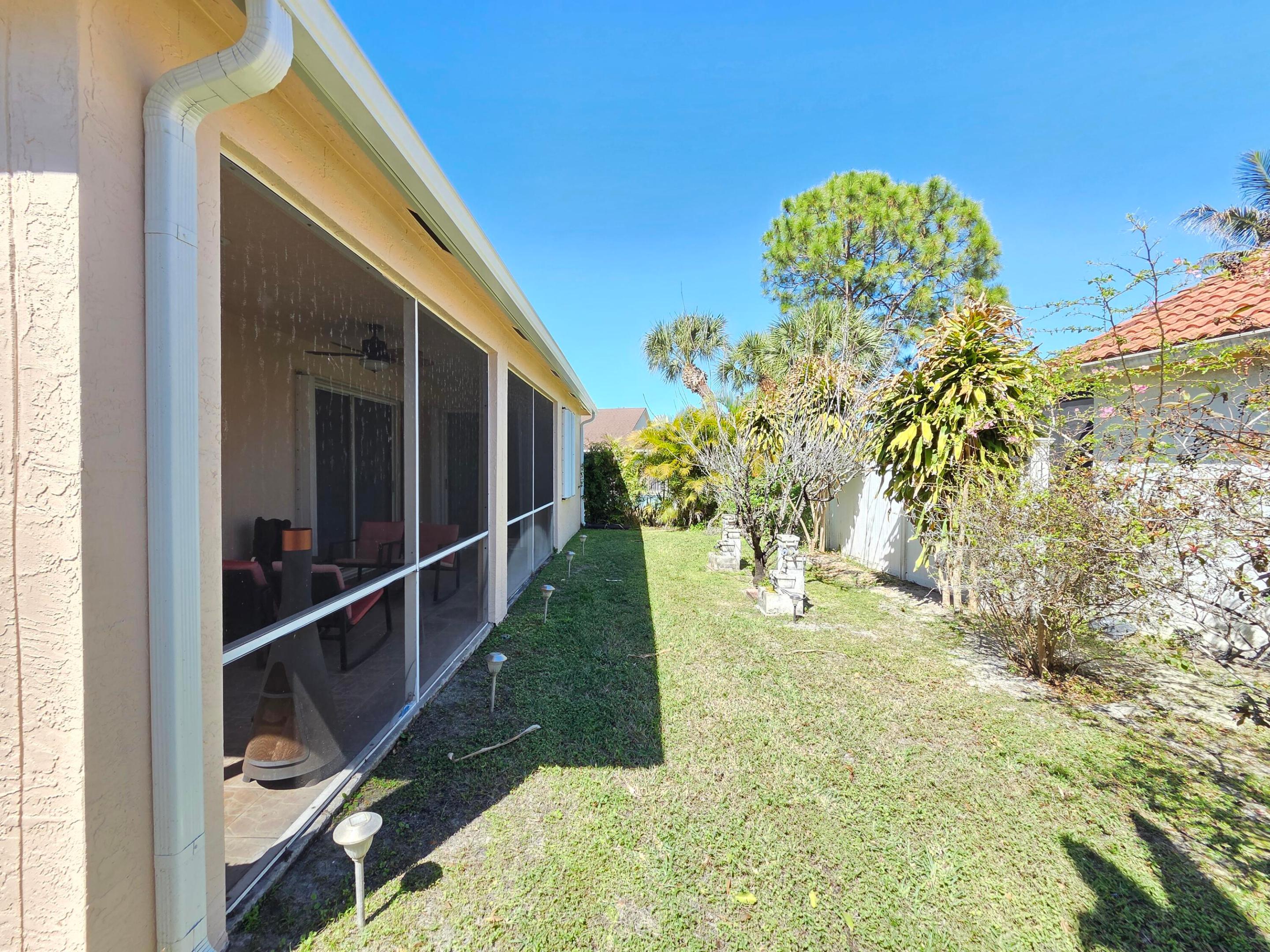 SARATOGA AT ROYAL PALM 1 - Residential