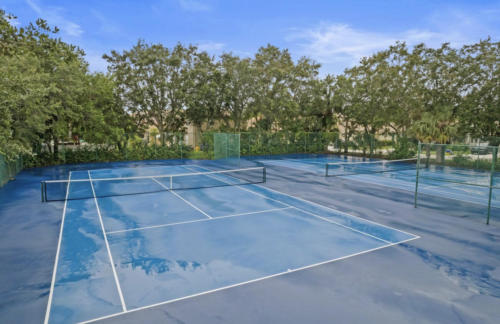 SARATOGA AT ROYAL PALM 1 - Residential