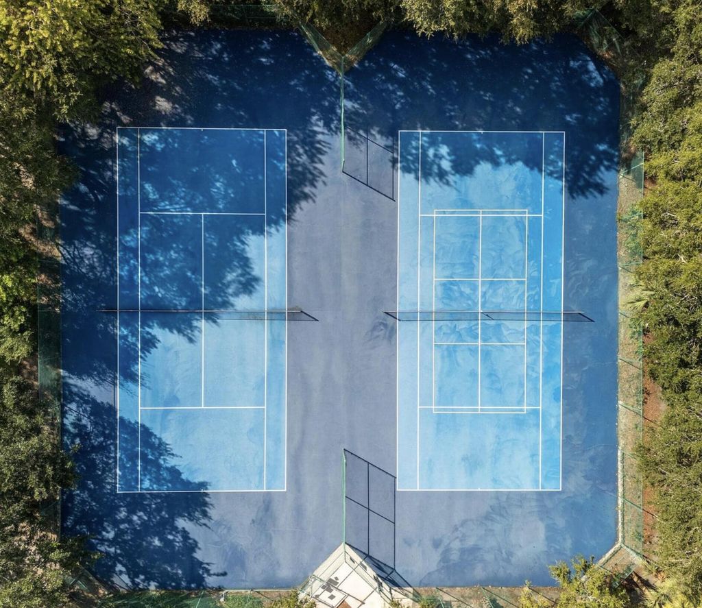 Photo of 286 Saratoga Boulevard E, Royal Palm Beach, FL 33411 (MLS # R11166512)