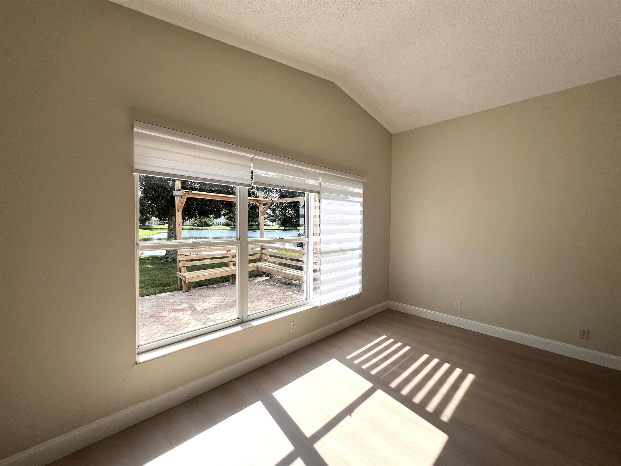 PALM CLUB - Residential