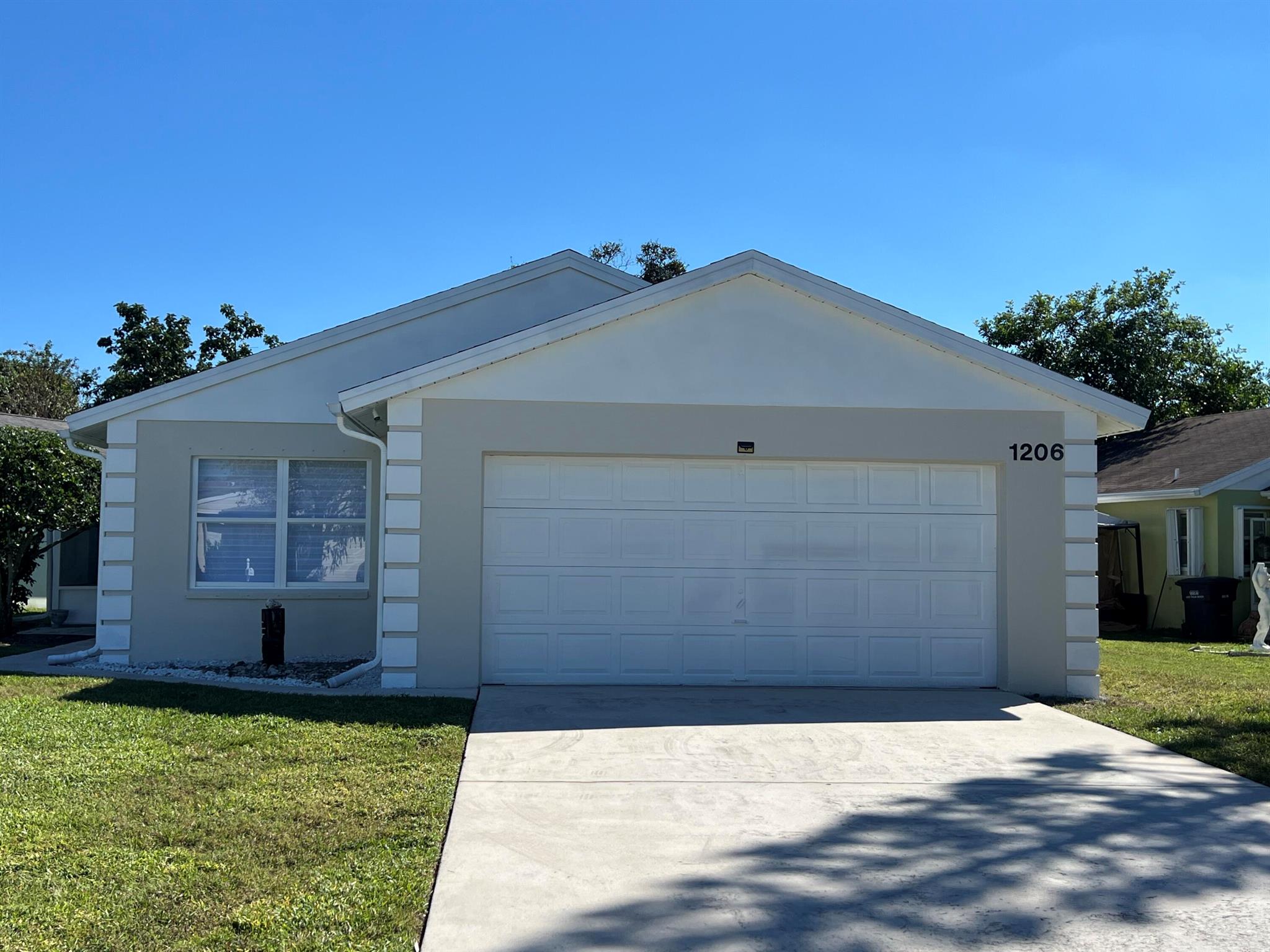 PALM CLUB - Residential