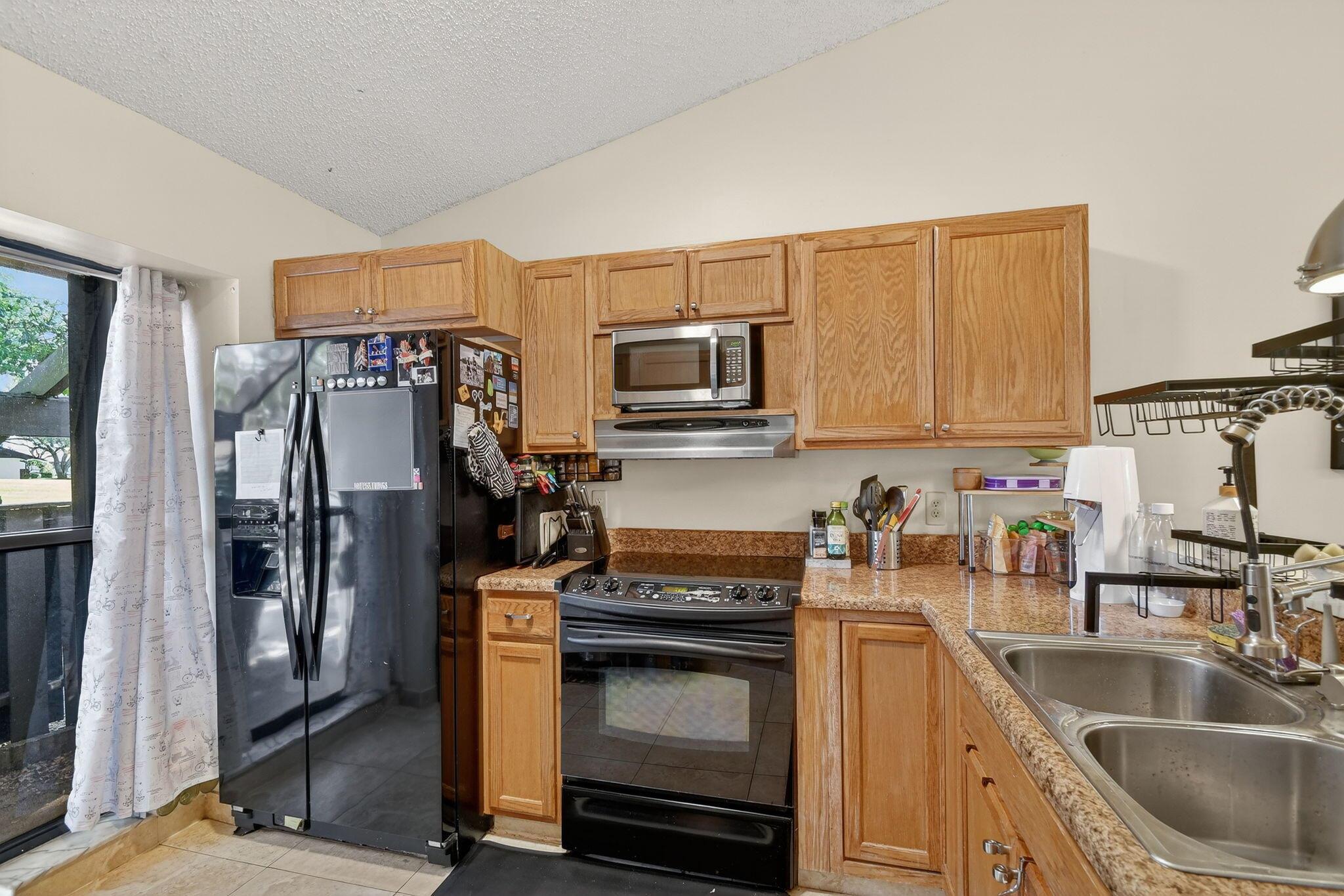 Tradwinds - Residential