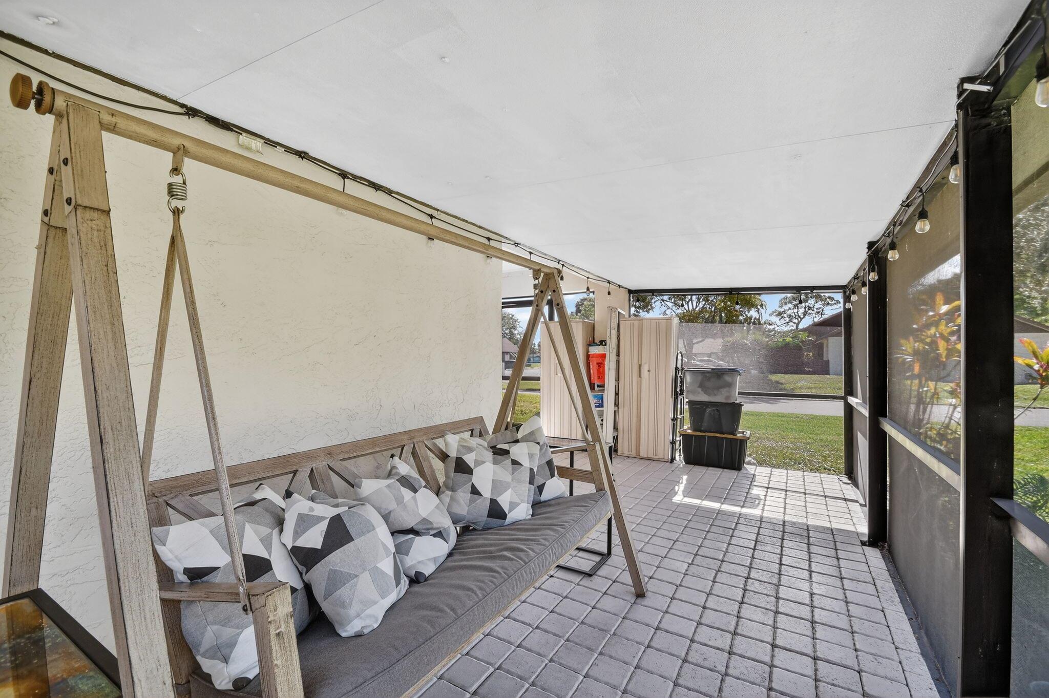 Tradwinds - Residential