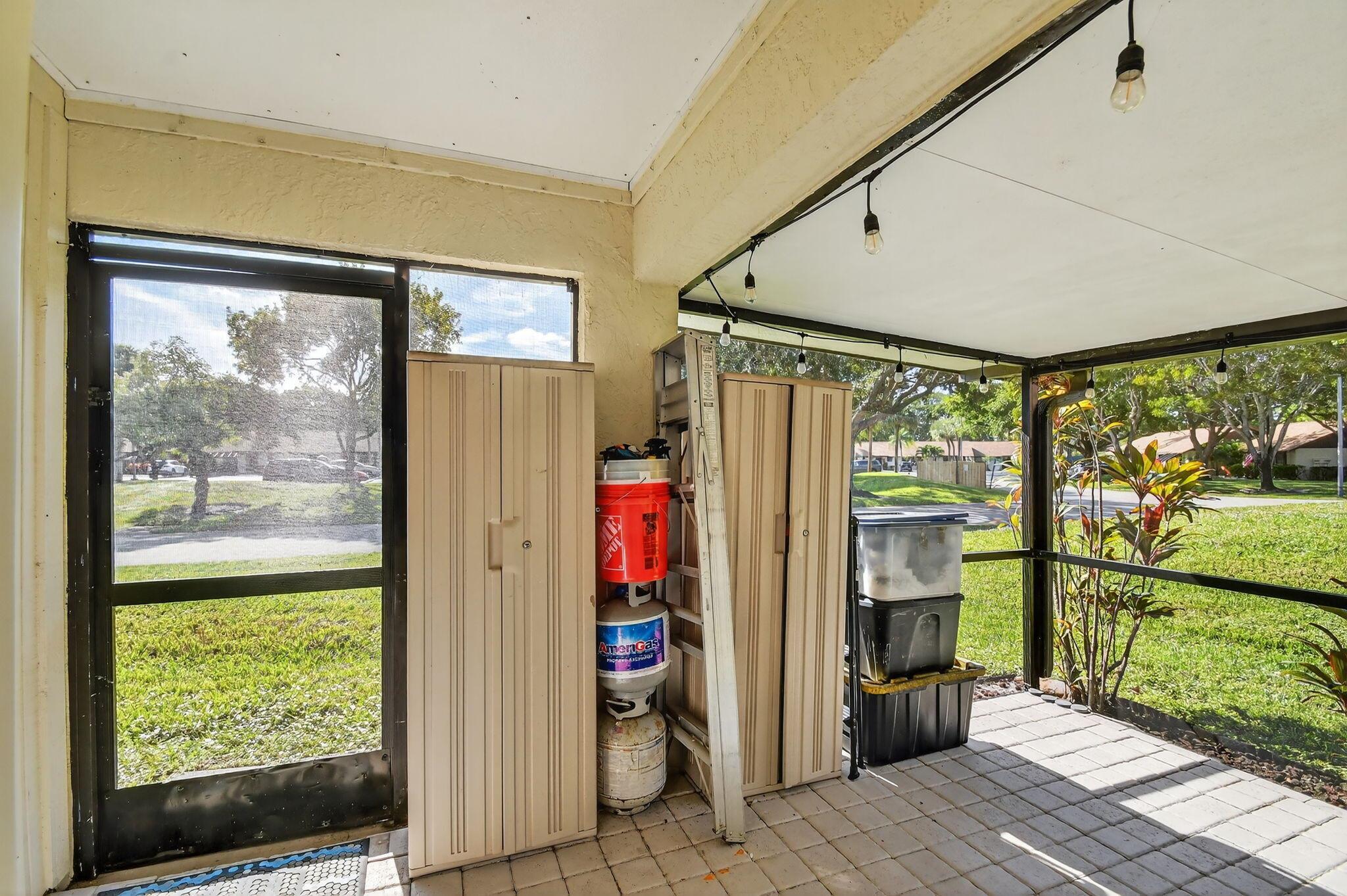 Tradwinds - Residential