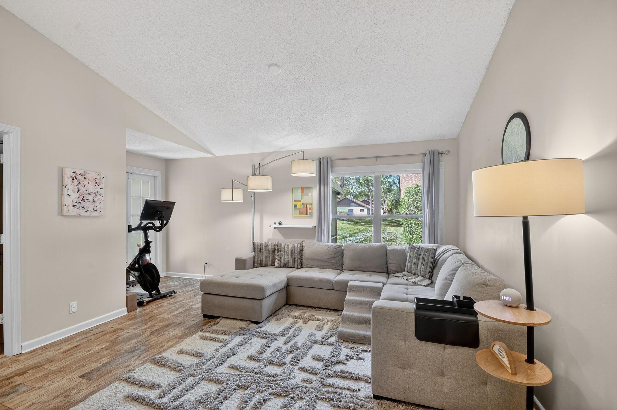 Tradwinds - Residential