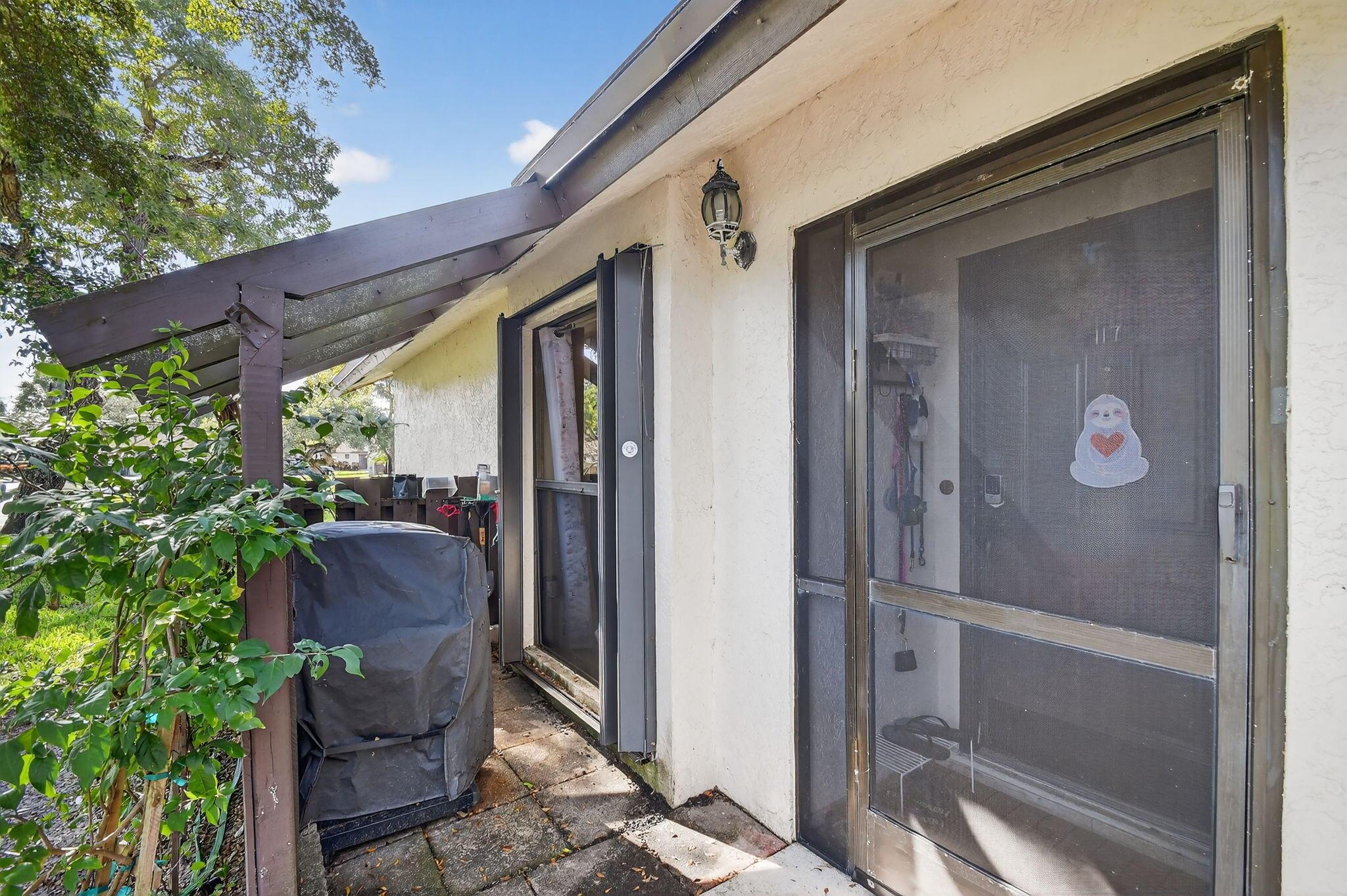 Tradwinds - Residential