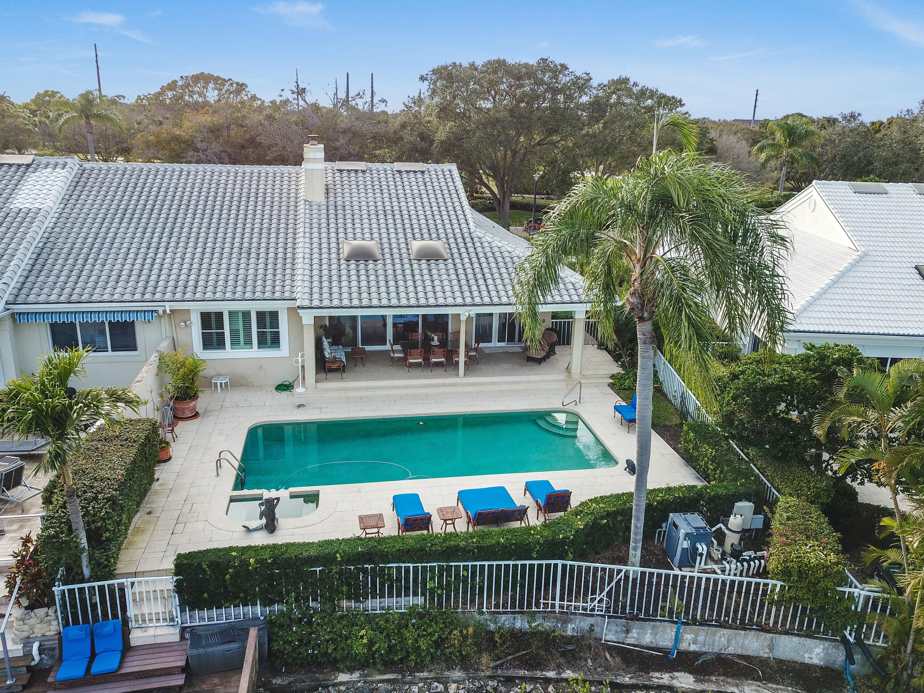 Admirals Cove - Residential