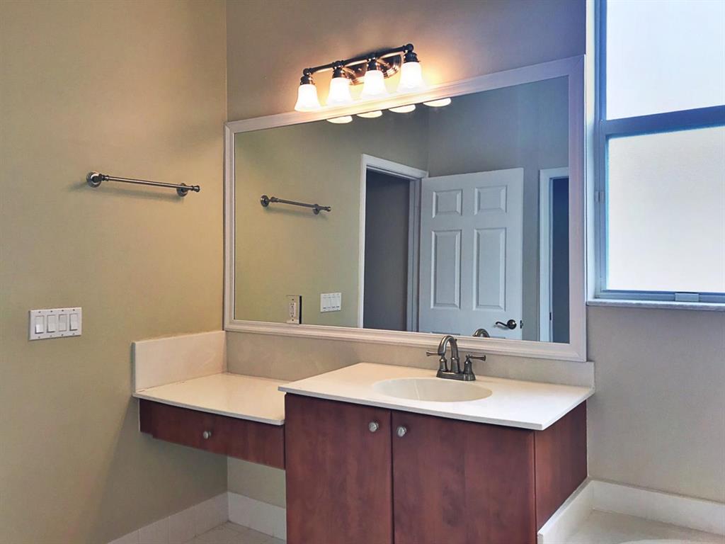 Magnolia Lakes - Residential