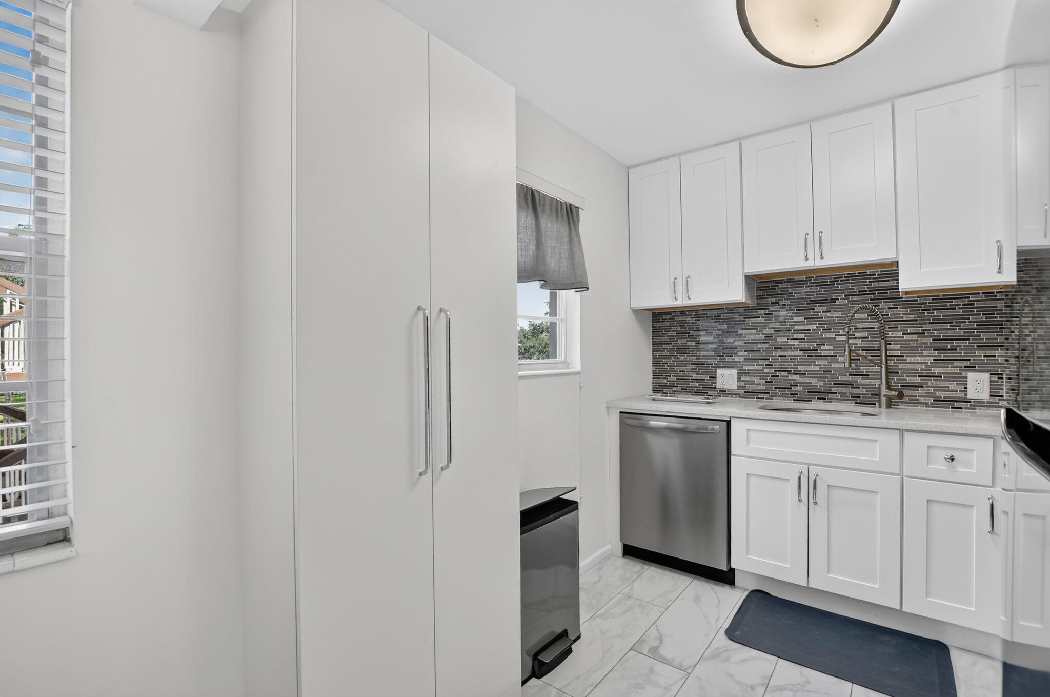 150 Mansfield D