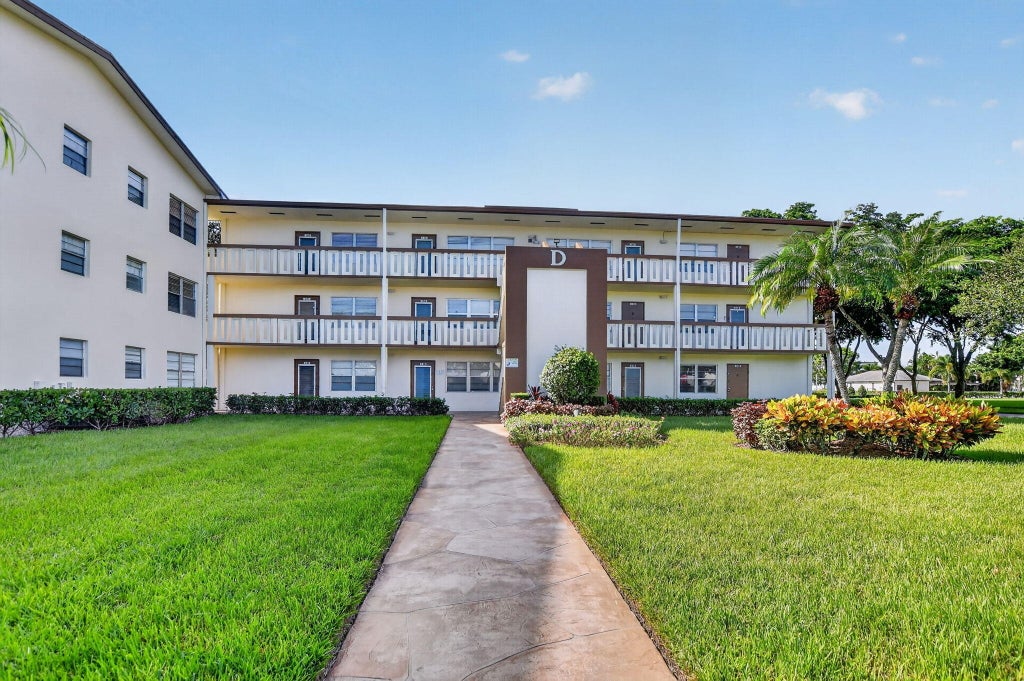 Photo of 150 Mansfield D, Boca Raton, FL 33434 (MLS # B26081721)