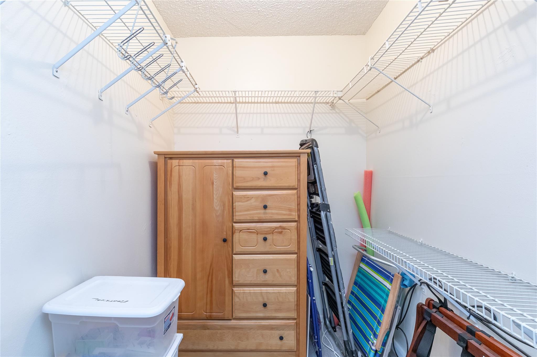 SEA HAVEN GARDEN AIRE - Residential