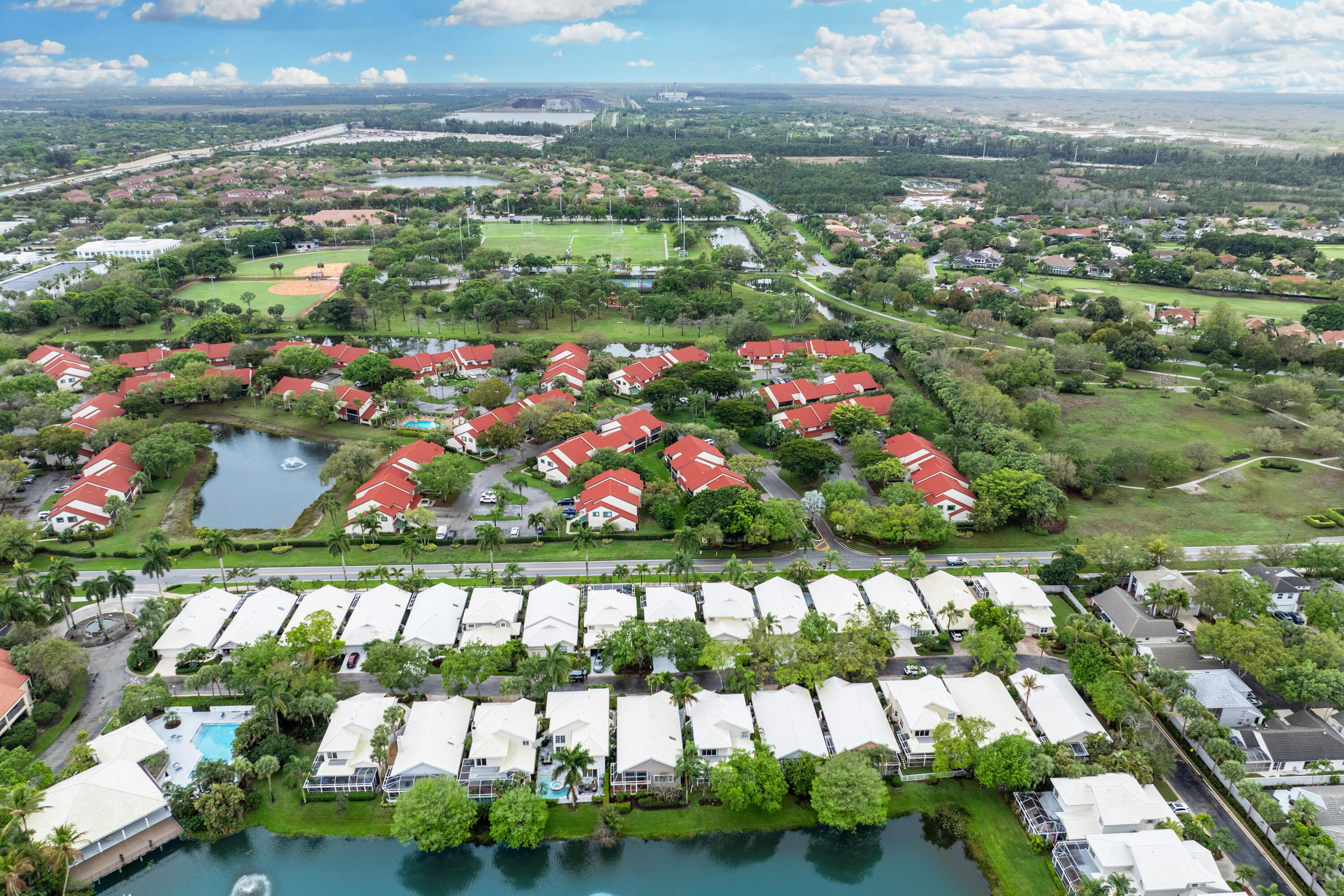 CANTERBURY AT PGA NATIONAL - Residential