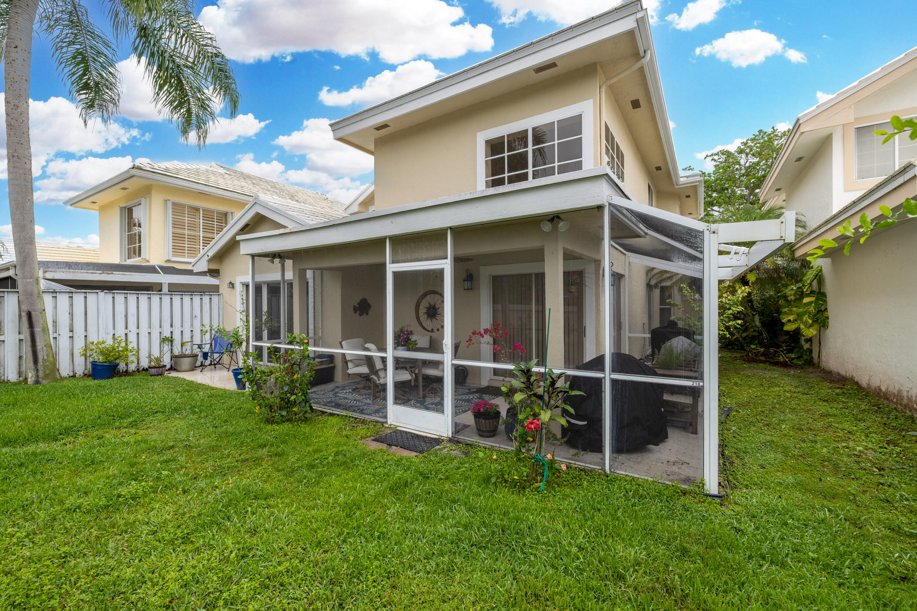 CANTERBURY AT PGA NATIONAL - Residential